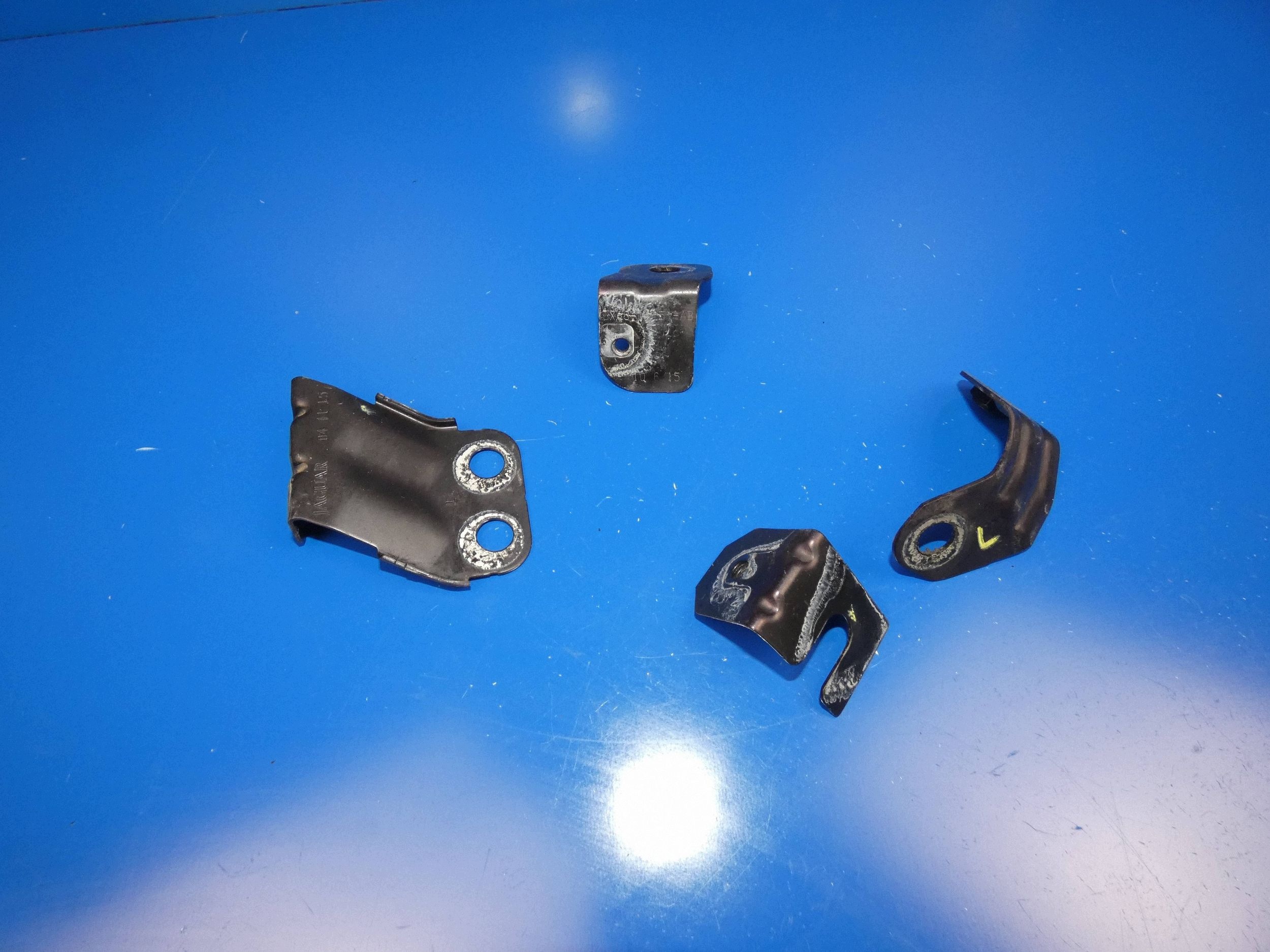 JAGUAR XF II X260 Support plaque Aile Poignée Console KOMPLET Gauche Avant