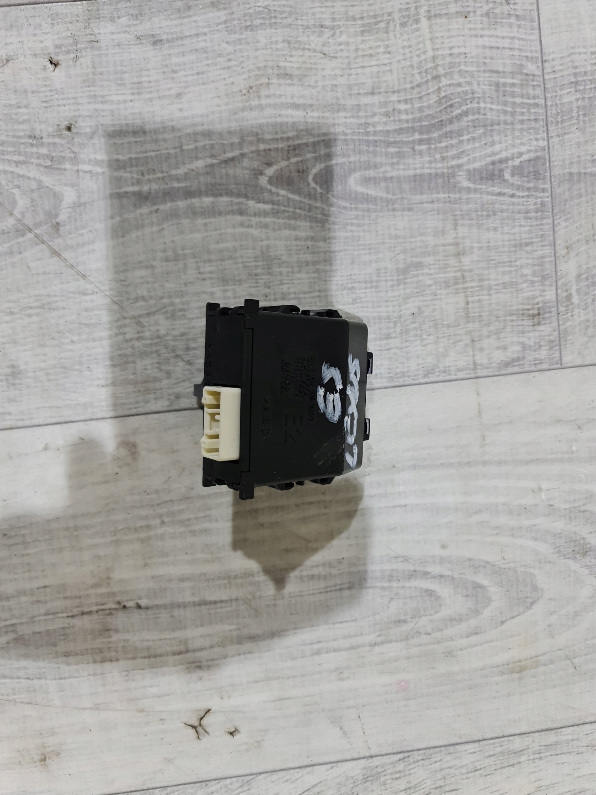 LEXUS ES00h 2,5 HB МОДУЛЬ УПРАВЛІННЯ ЗАМКА