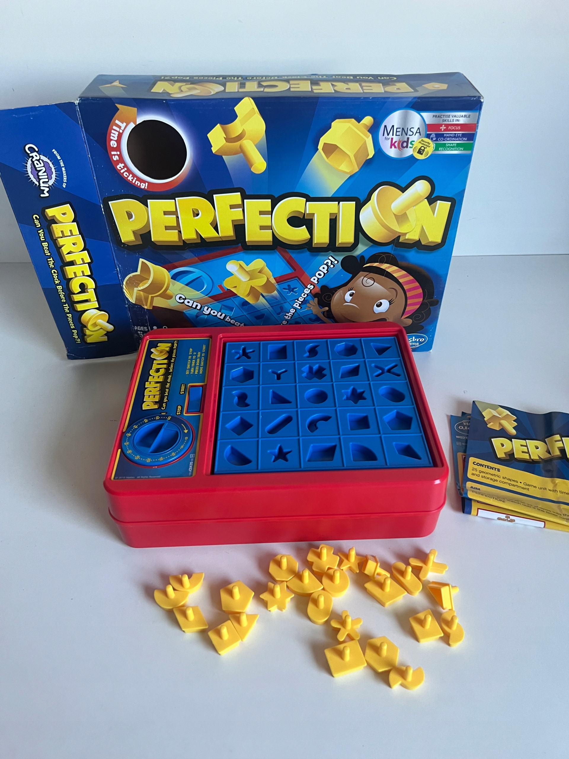 Gra angielska PERFECTION zręcznościowa Hasbro