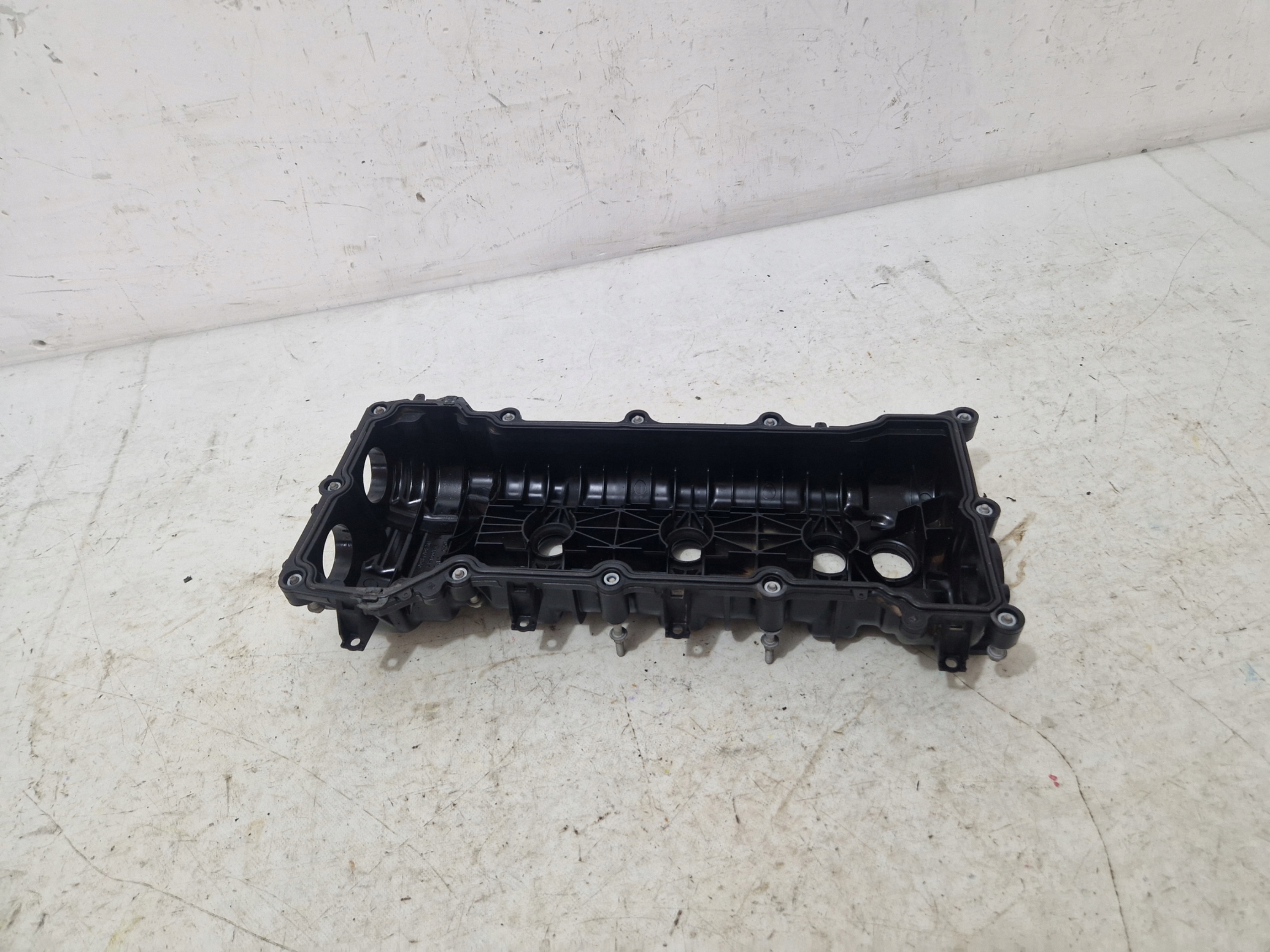 DODGE CHARGER CHALLENGER 2019 - 3.6 Abdeckung der Ventile rechts 05184068AN