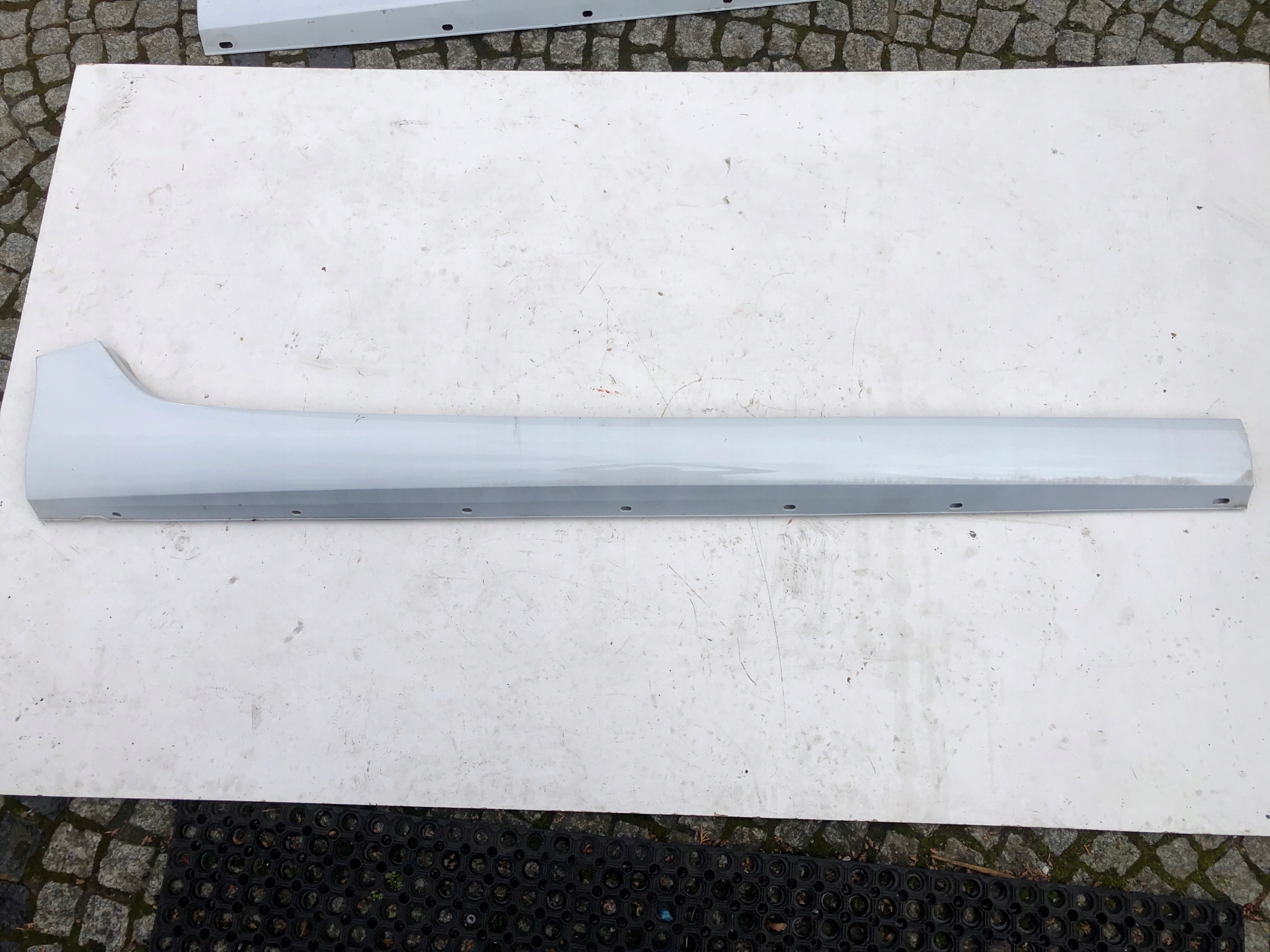 RENAULT ZOE PRAWA LISTWA PROGOWA OSŁONA PRÓG TEQNC