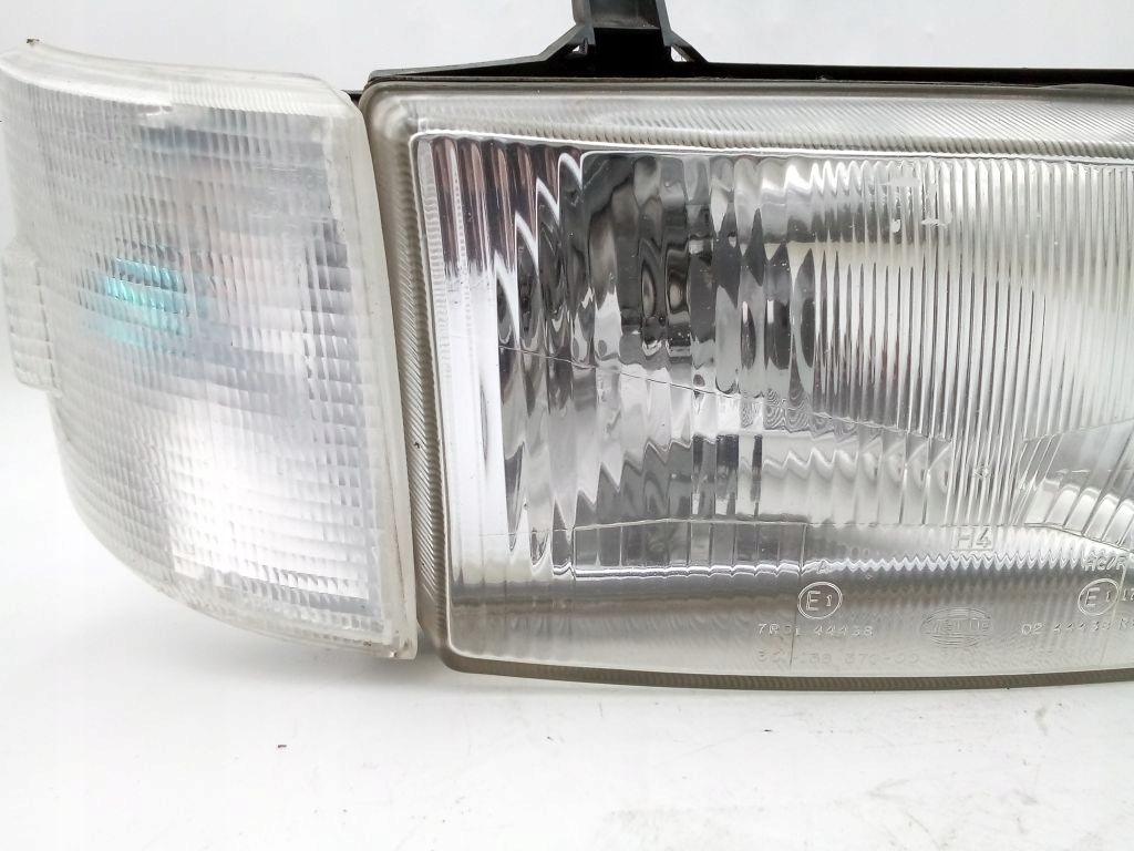 VW Transporter T4 light right front front Hella EU
