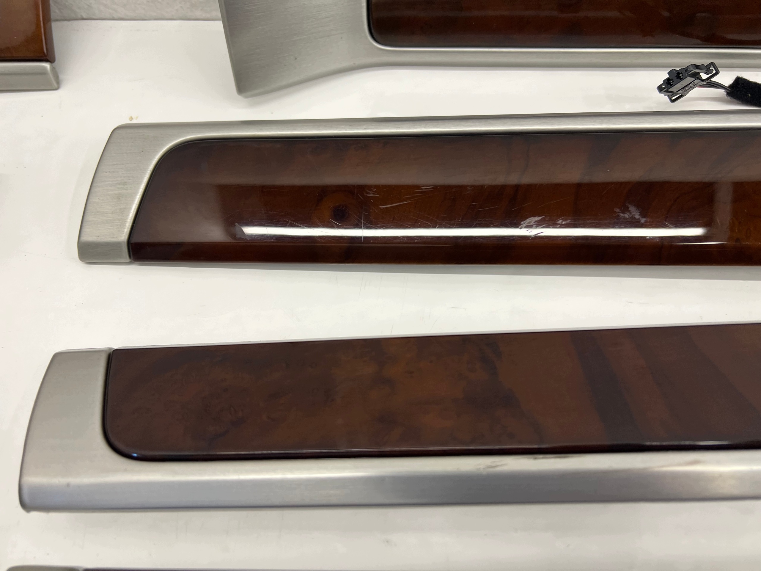 VW TOUAREG e 7L LIFT DEKORY interna legno KOMPLET