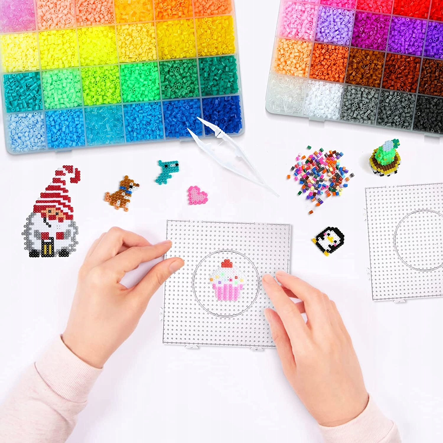 DUŻY ZESTAW KORALIKÓW DO PRASOWANIA DIY KORALIKI WZNORNIKI FORMY SZABLONY Kod producenta PIXXEL