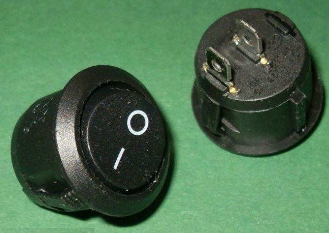 Przełącznik okrągły kołyskowy 2poz 2pin (1378) Producent PE