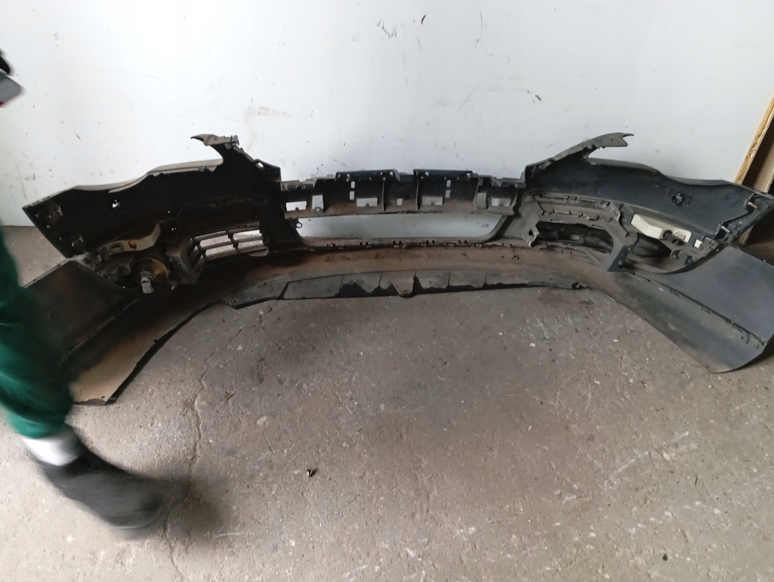 nárazník předek přední VW PASSAT B6