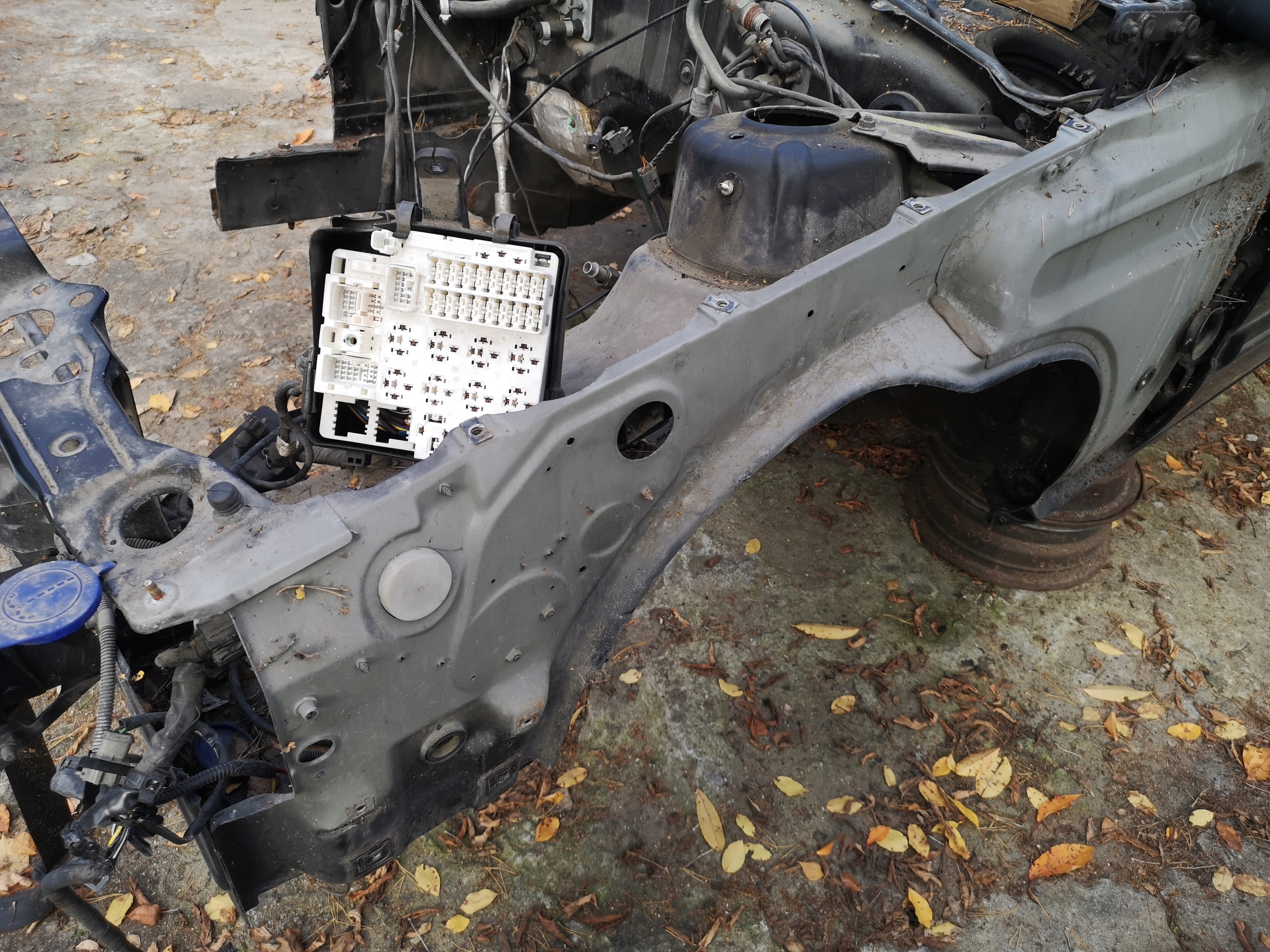 Лонжерон окуляр Volvo 960 s90 v90