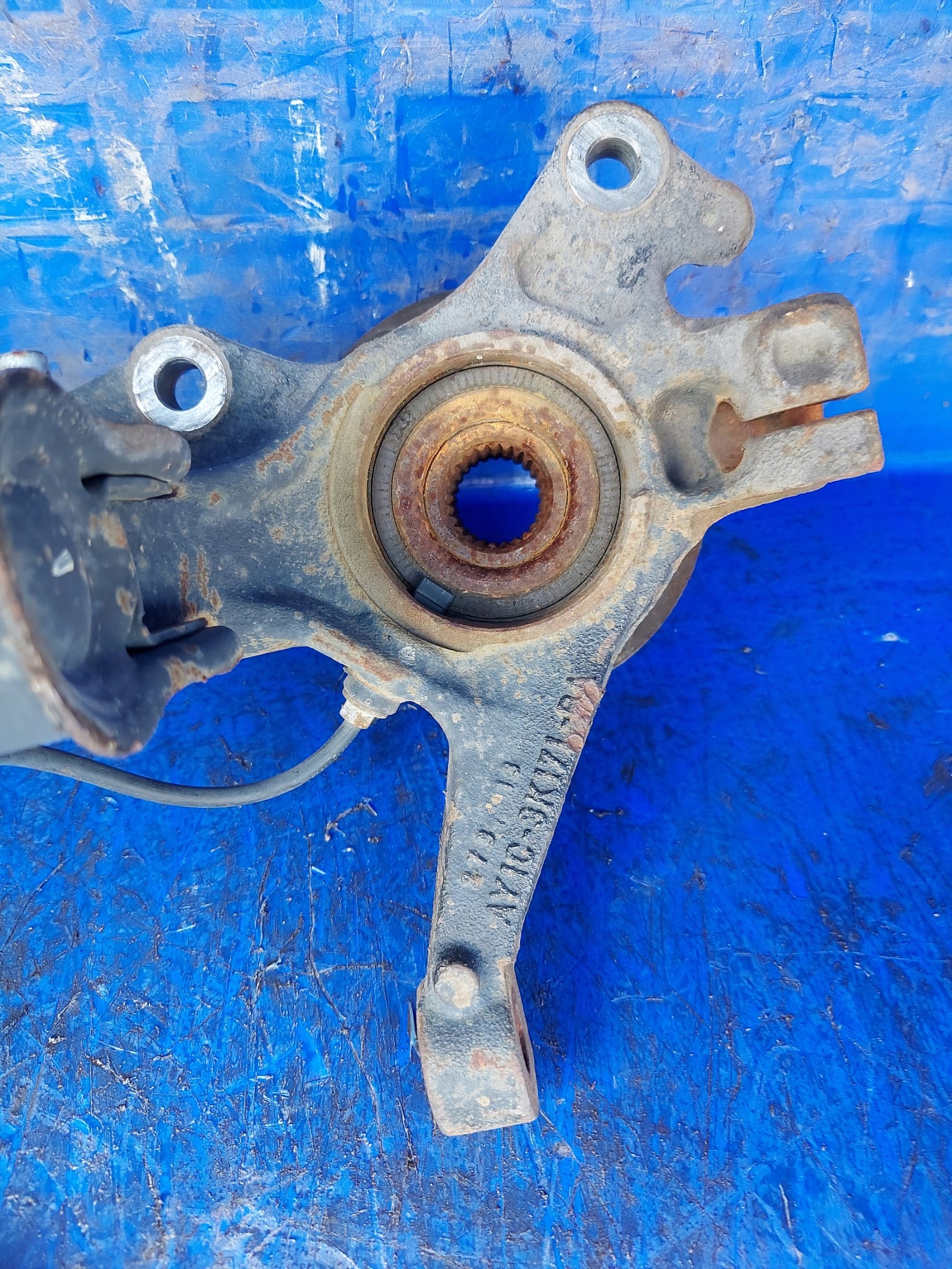 MCPERSON swing FORD FIESTA AY1C3H171BA left