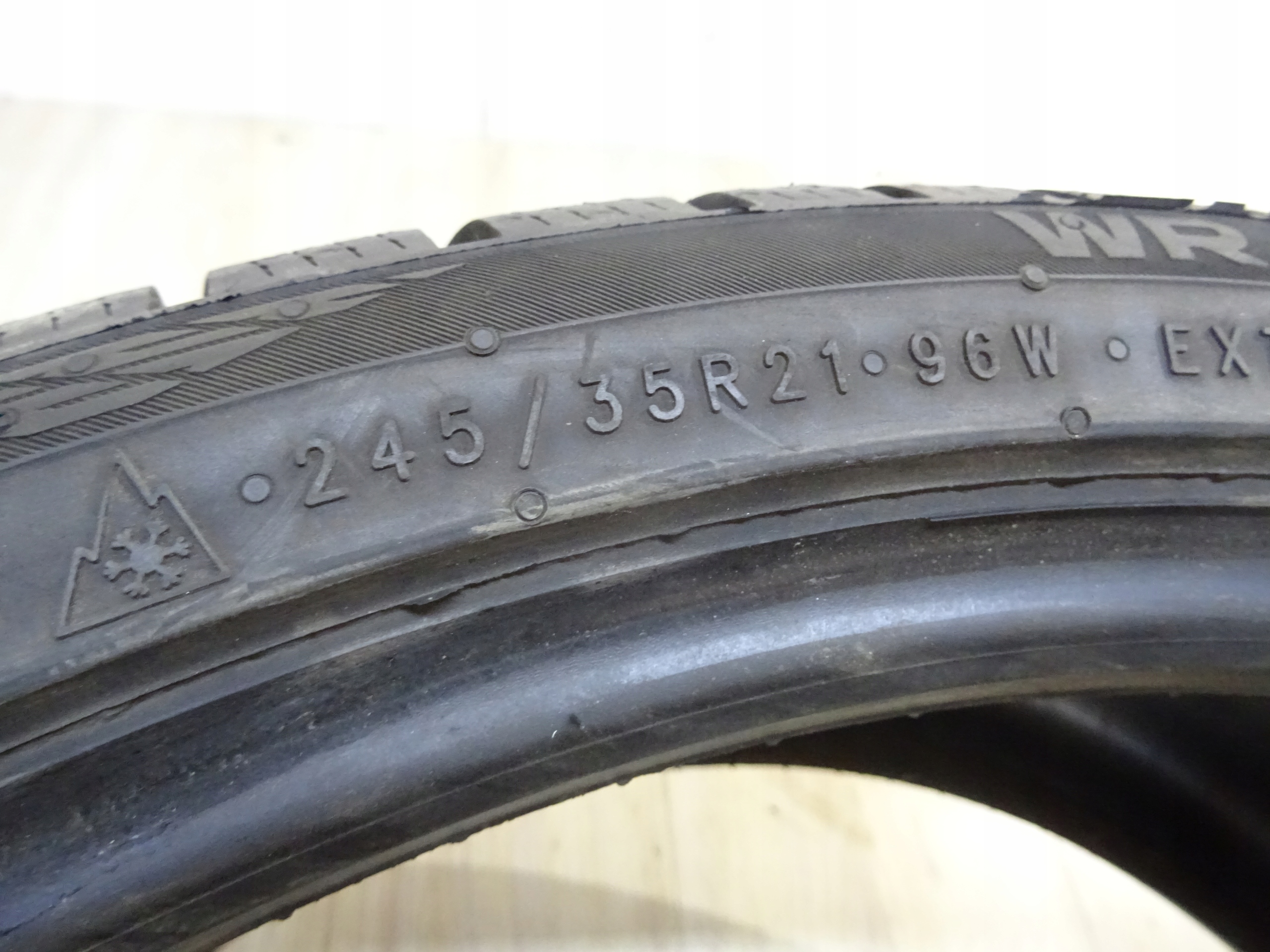 OPONA Nokian Tyres WR Snowproof P 245/35R21 96W Marka Nokian Tyres