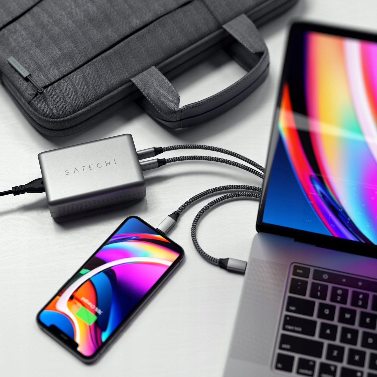 Satechi 100W USB-C PD USB-A Charger Ładowarka 2w1 Złącza USB 3.1 typ C USB typ C USB