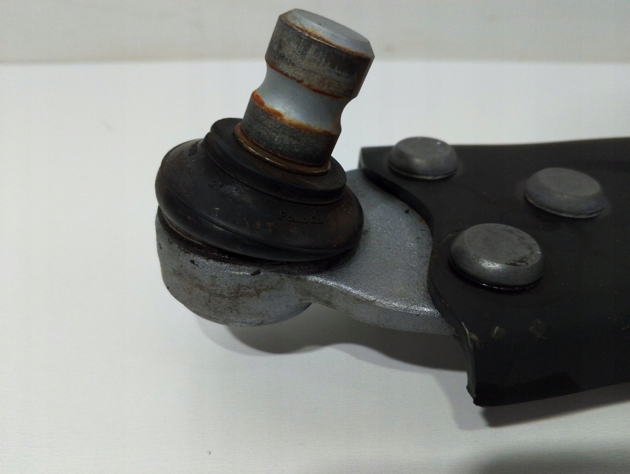 Ford Focus arm front left JX61-3A424AEB (Q227)