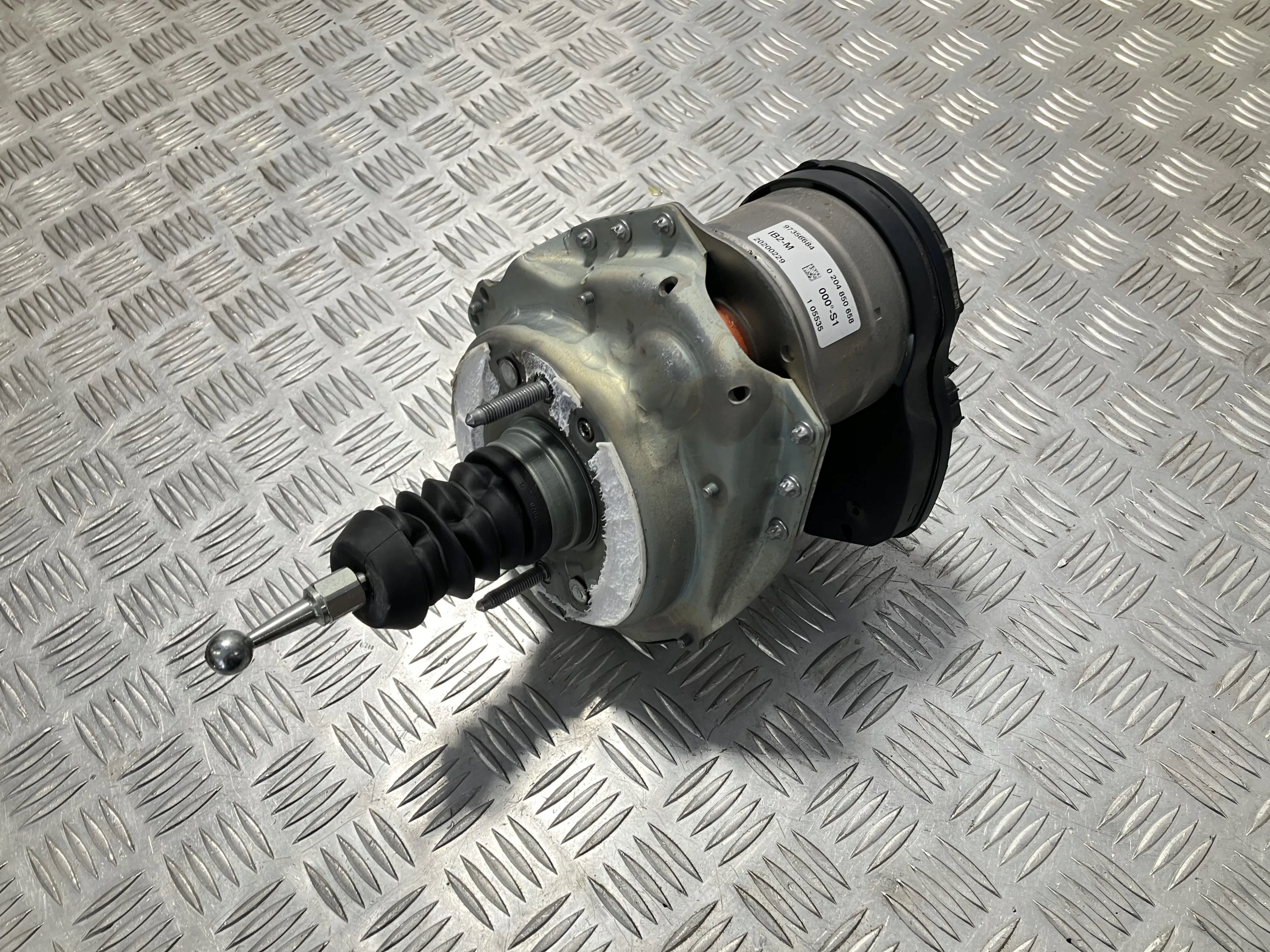 SERWO HAMULCA POMPA VW ARTEON 17-