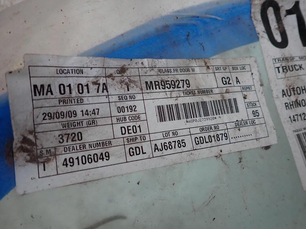 MITSUBISHI COLT VI 6 3D 3 door 04-12 window door left front