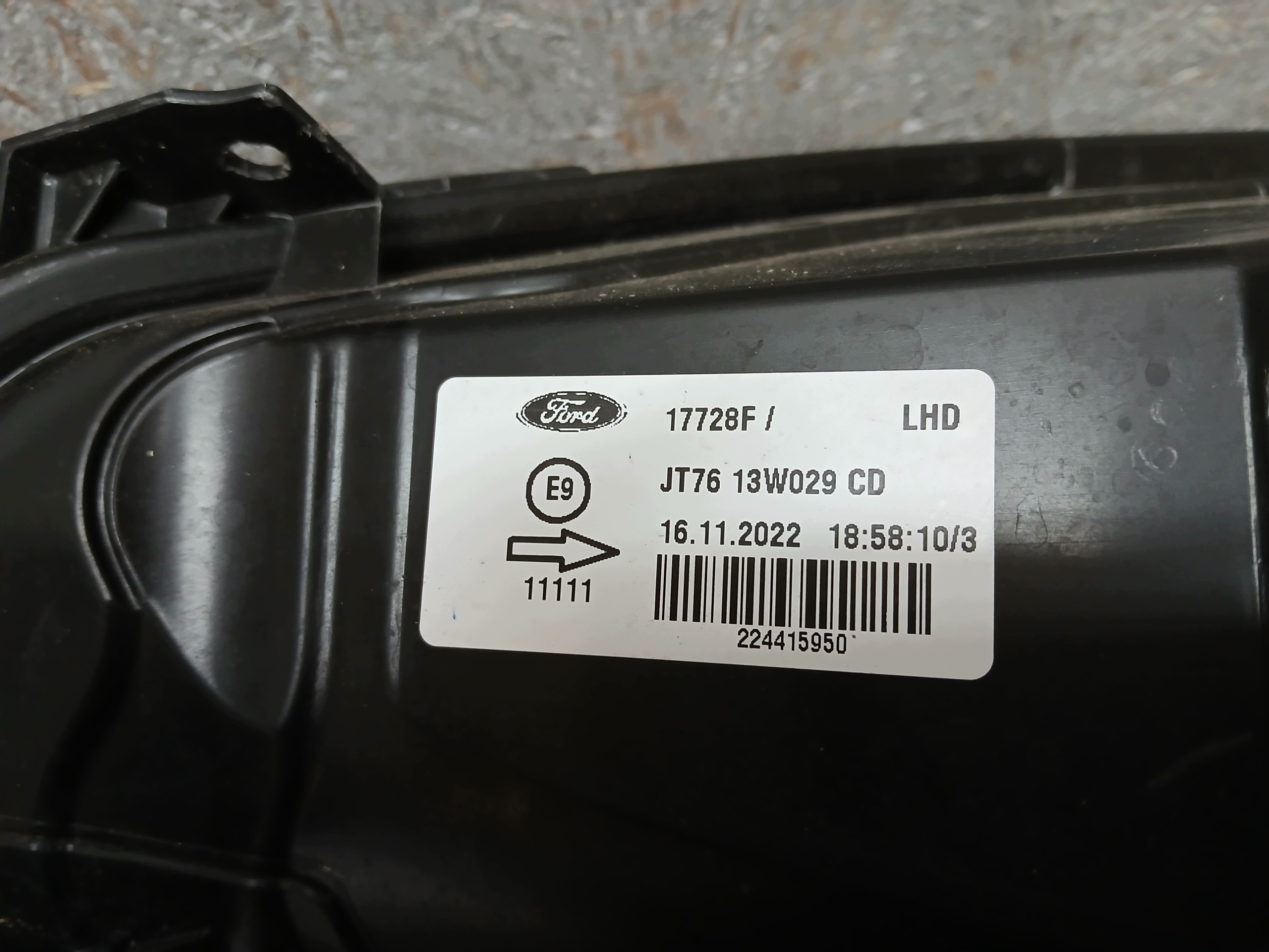 light lights front right left FORD COURIER MK2 14- JT76-13W030-CD