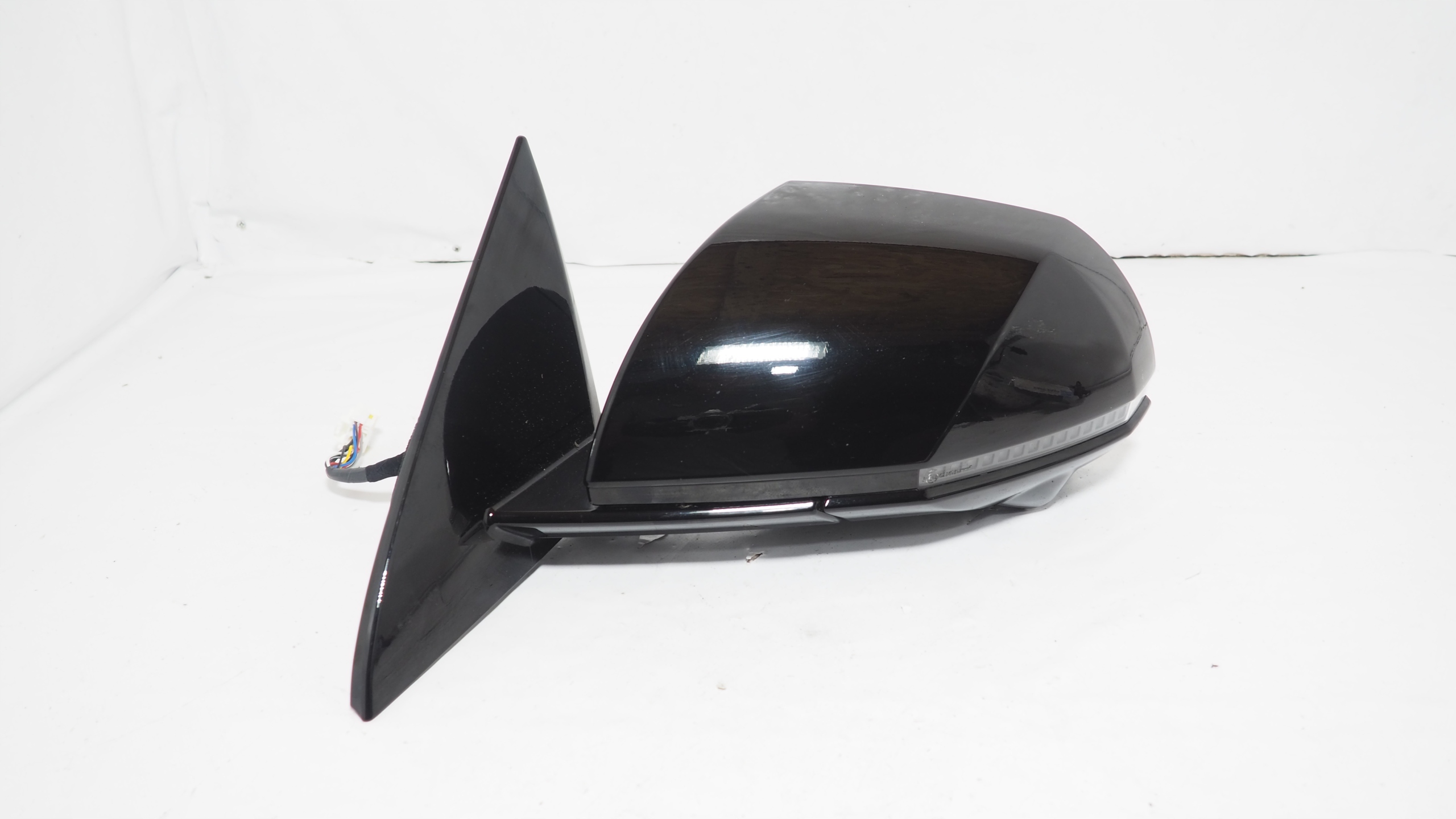 Hyundai Ioniq 5 mirror exterior left 11 PIN 87610-GI070