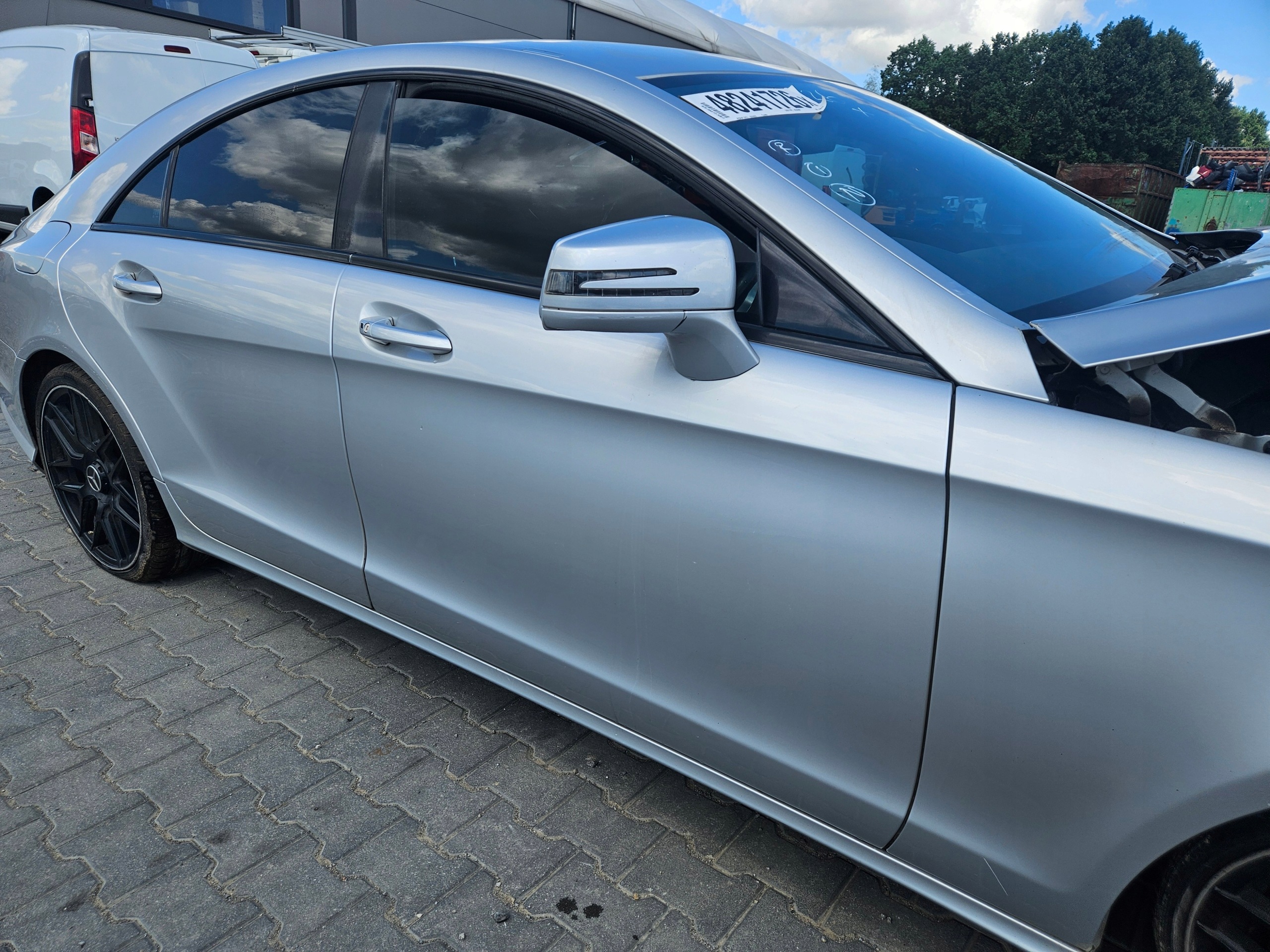door right front MERCEDES CLS C218 (2012-2014) KOD LAKIERU 775