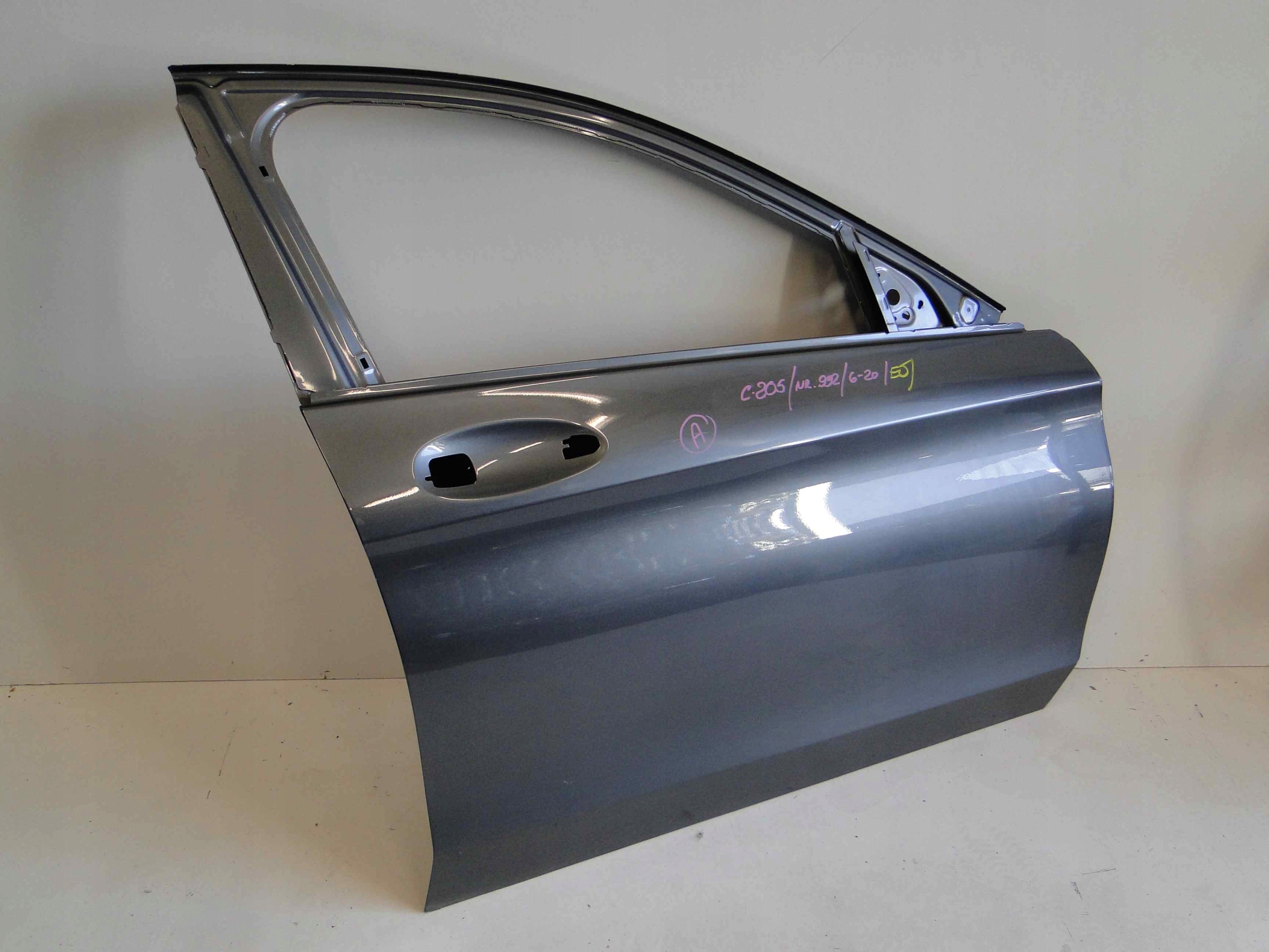 MERCEDES C KLASA W205 205 DRZWI PRAWE PRZEDNIE Numer katalogowy części A2057200205 7992