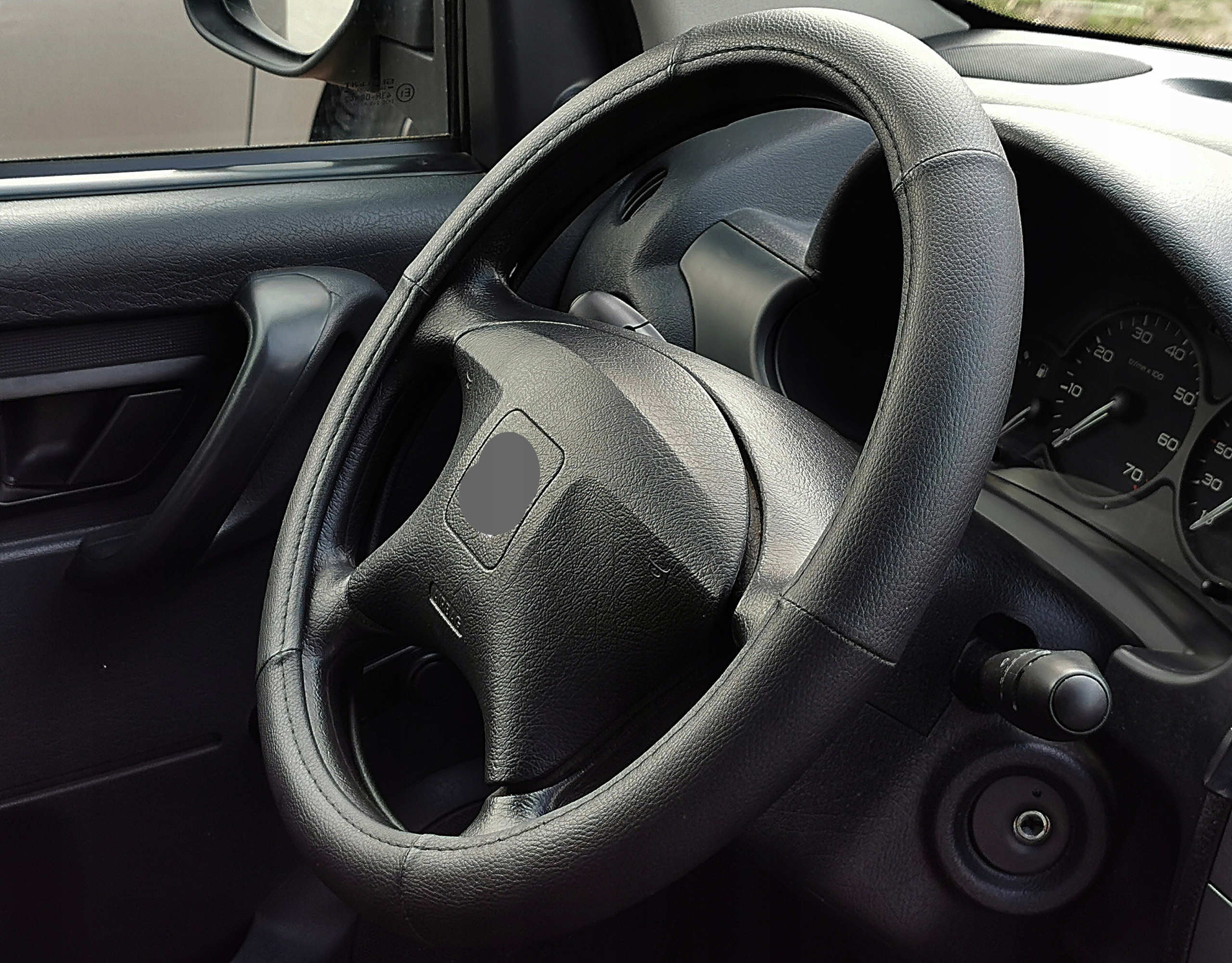 Renault Clio Captur Megane Laguna Modus pokrowiec na kierownice CZARNY Gład Stan opakowania oryginalne