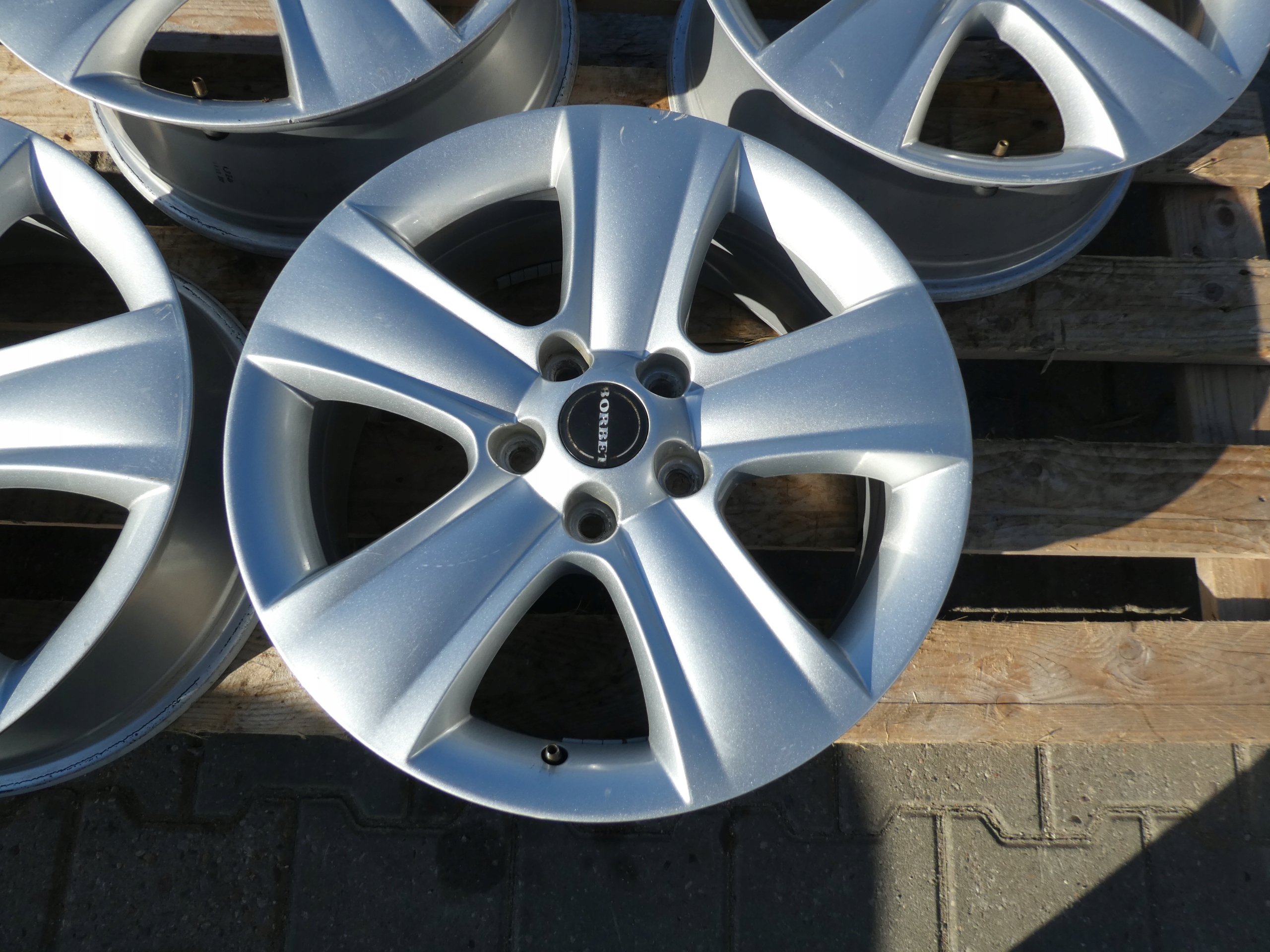 4X discs aluminium disc 5L0601025B SKODA 5X112