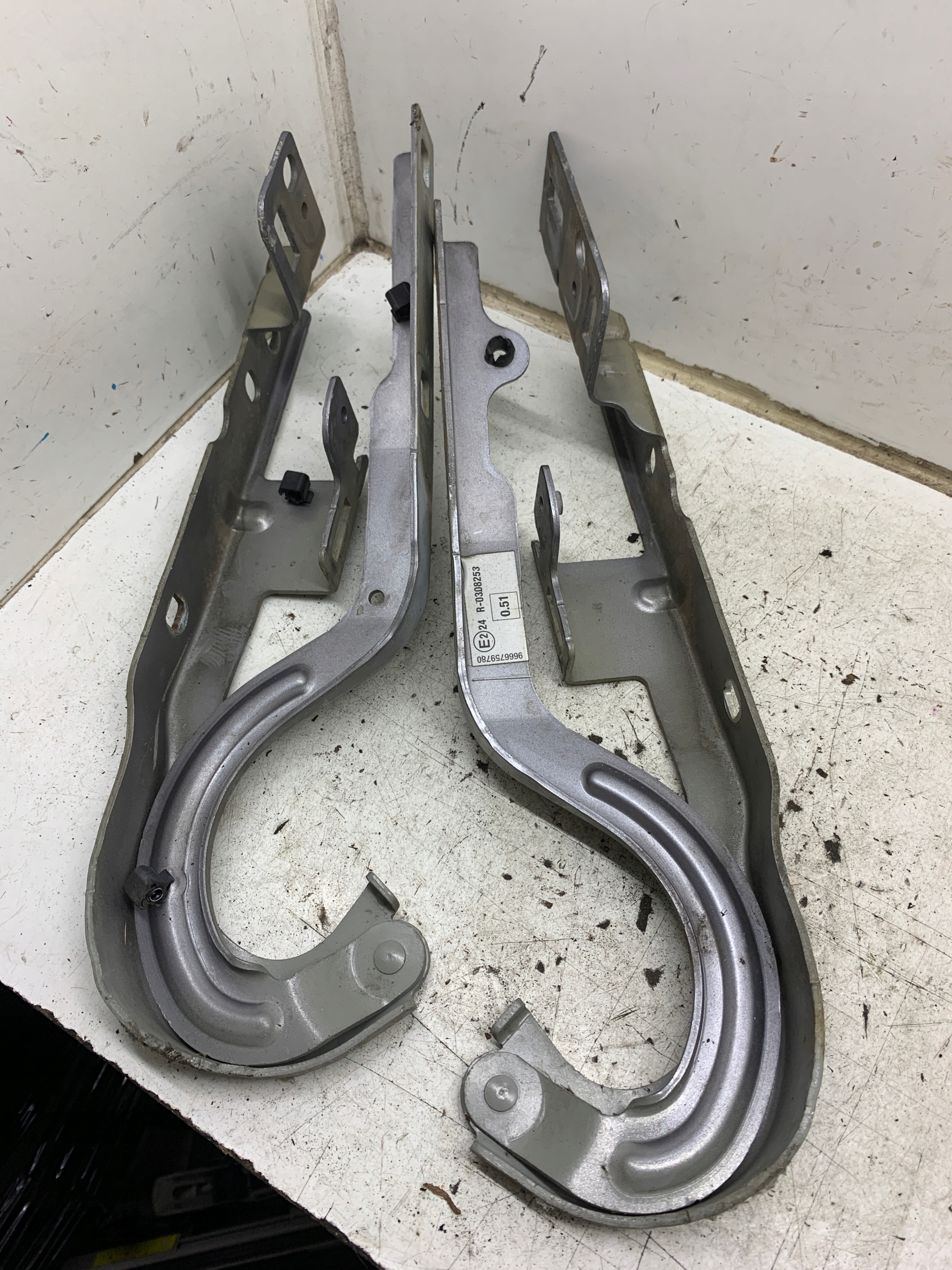 hinge bonnet hinges left right 9666759780 PEUGEOT 5008