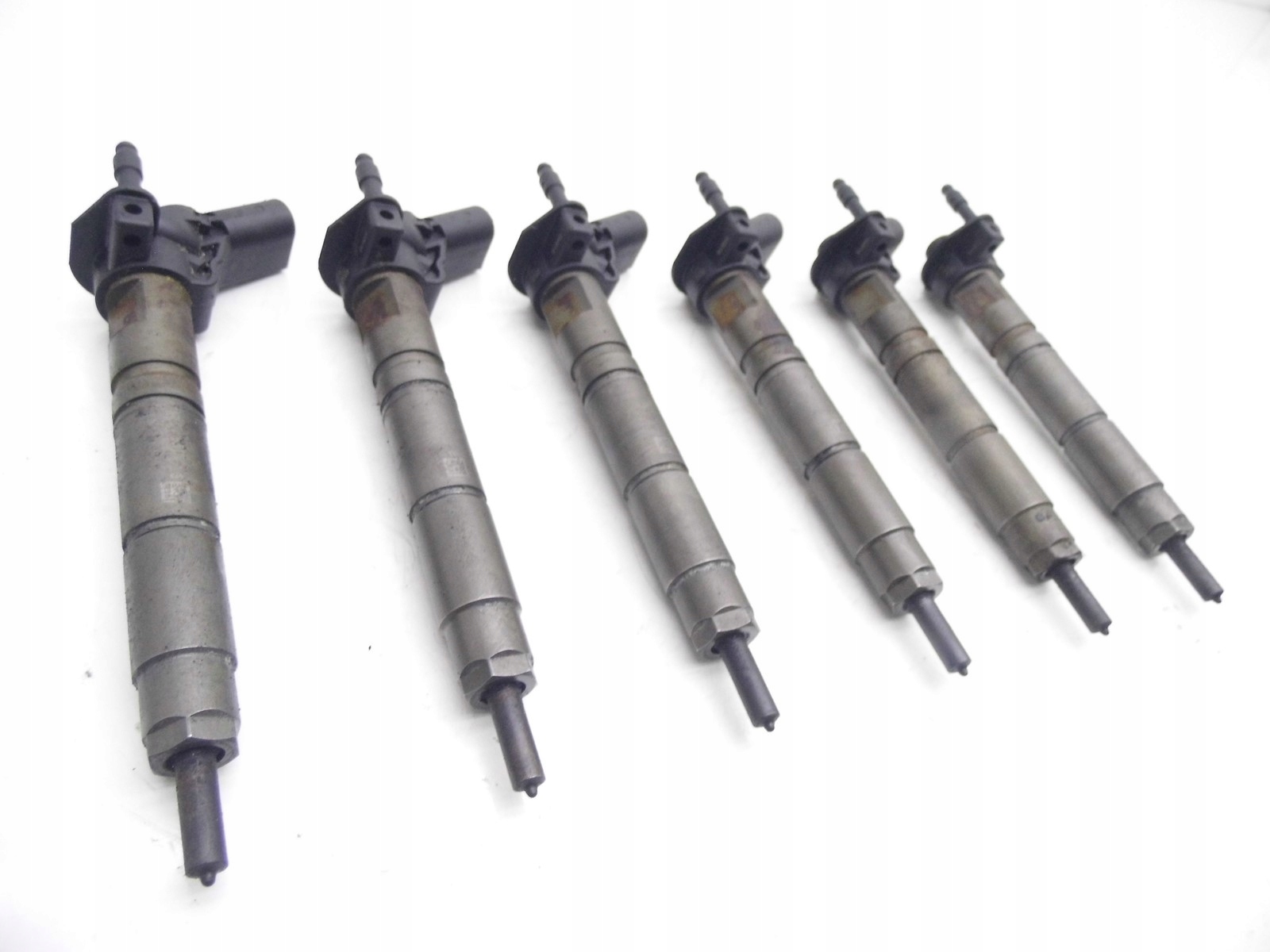 WTRYSKIWACZ WTRYSK MERCEDES 3.0 CDI A6420700487