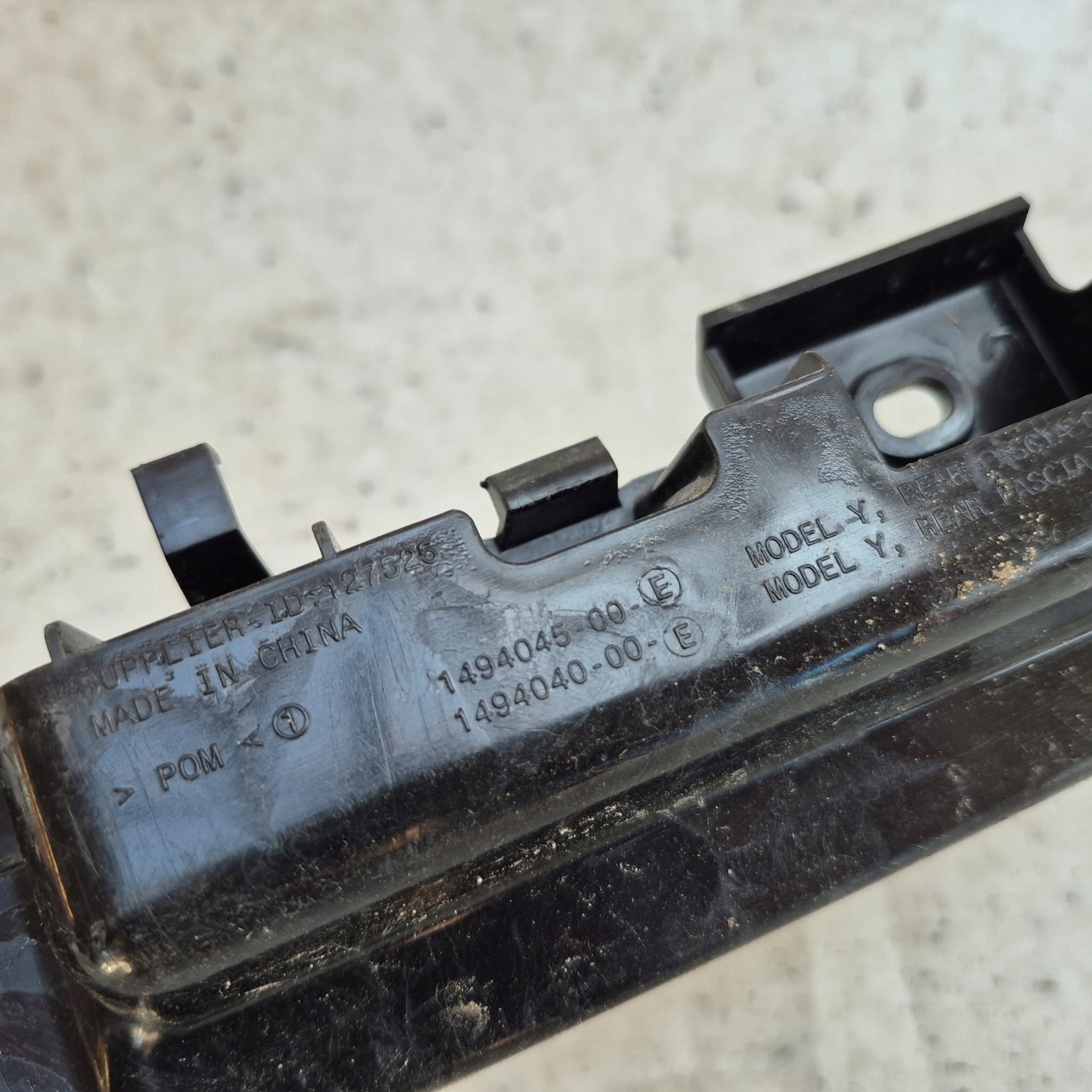 TESLA MODEL Y Support Support plaque Pare choc Arrière Arrière 1494045-00-E