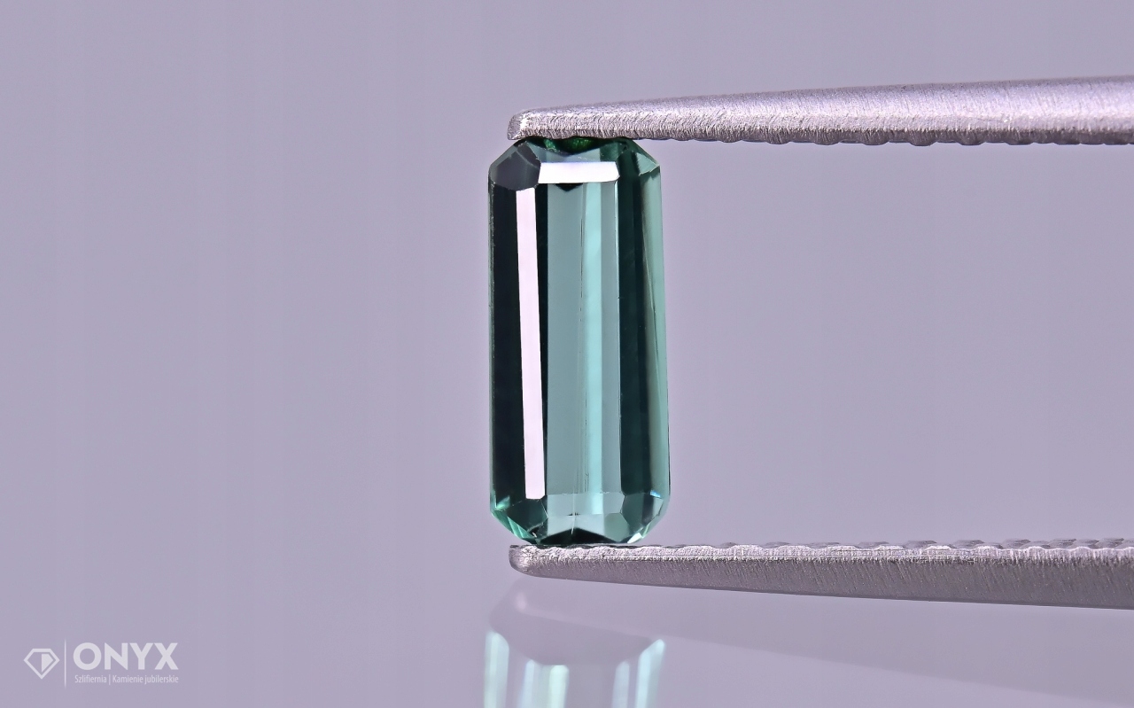 Turmalín fazetovaný oktagon 7x3 mm