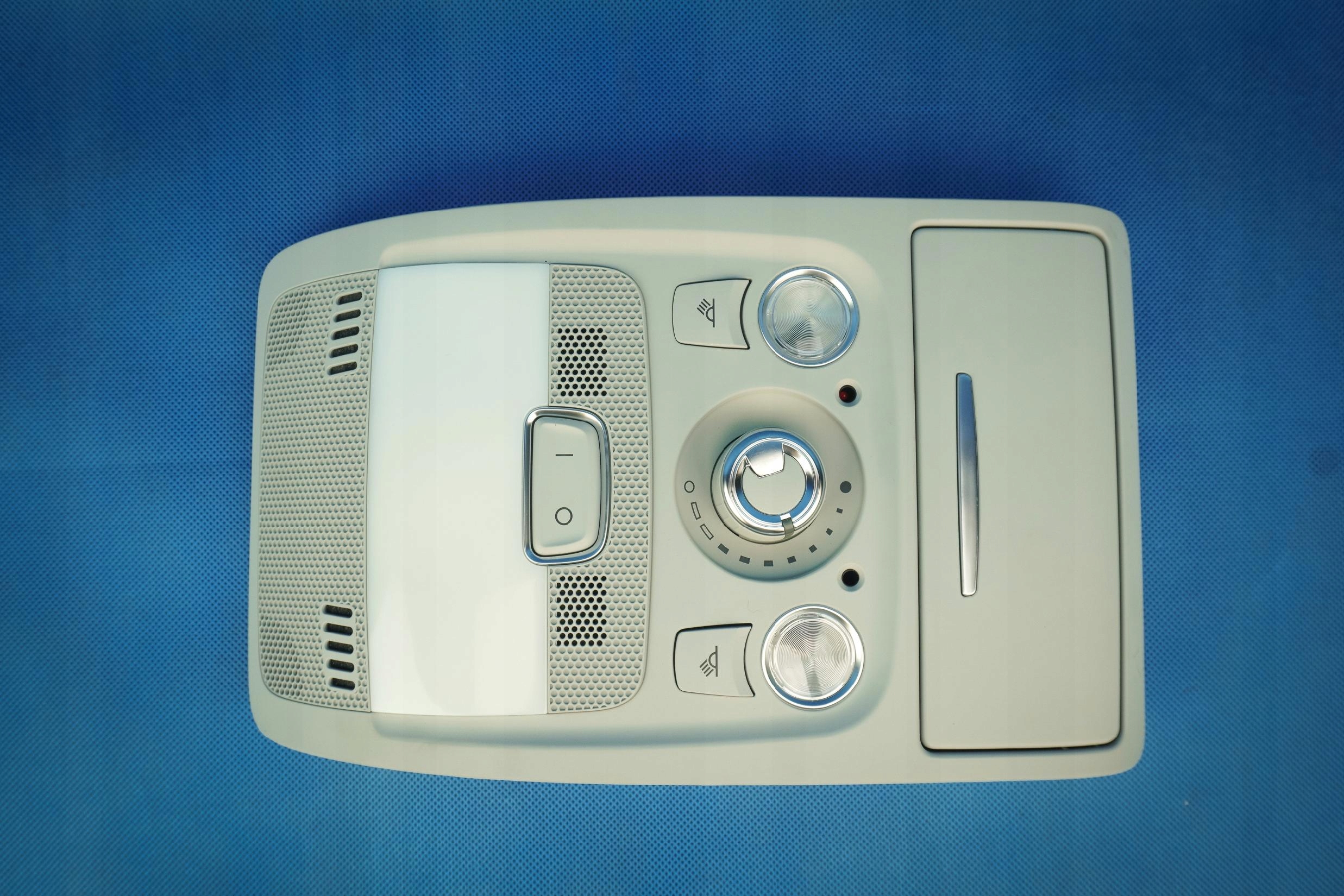 Oswietlenie cabs front Audi A4 8K A5 8T0947135BK