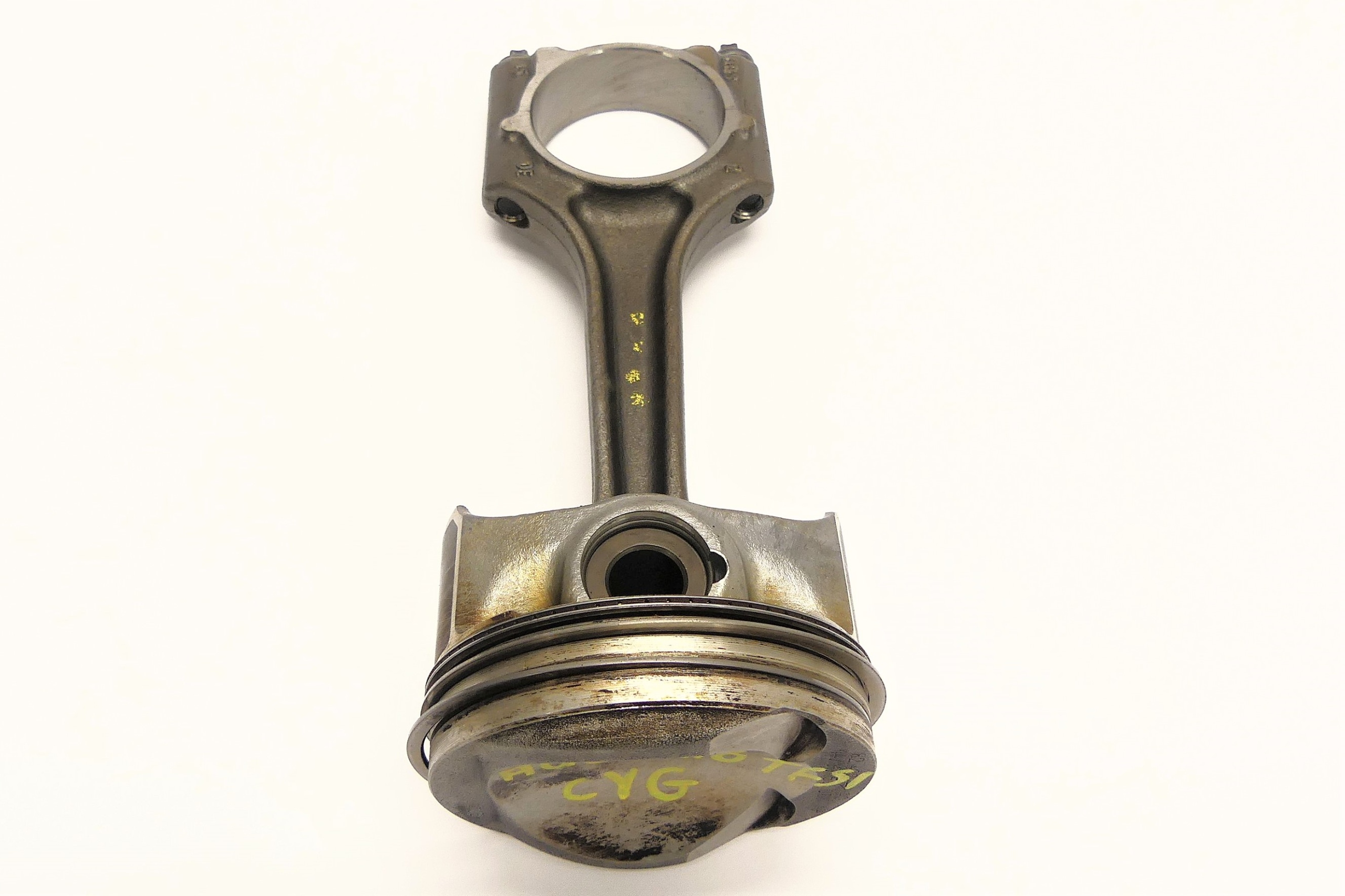 082270 06LD - AUDI A6 C7 A7 4G 1,8 TFSI CYG поршень + шатун