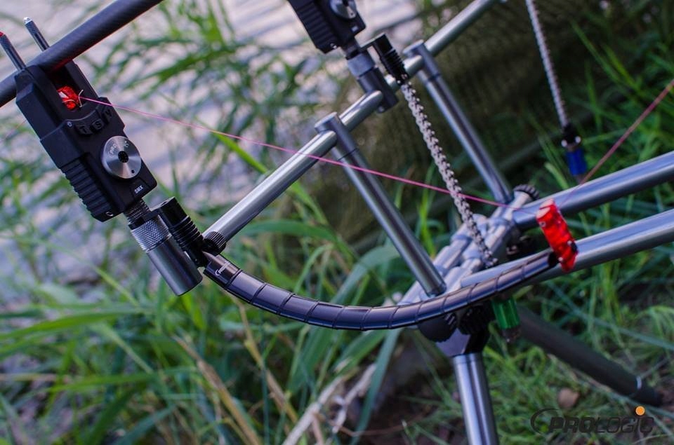 SYGNALIZATOR BRAŃ PROLOGIC WIND BLADE - CZERWONY Stan opakowania oryginalne