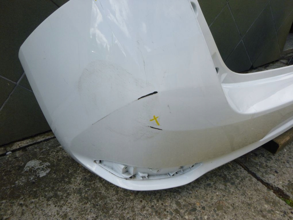 TOYOTA AURIS II HB LIFT 15- bumper rear