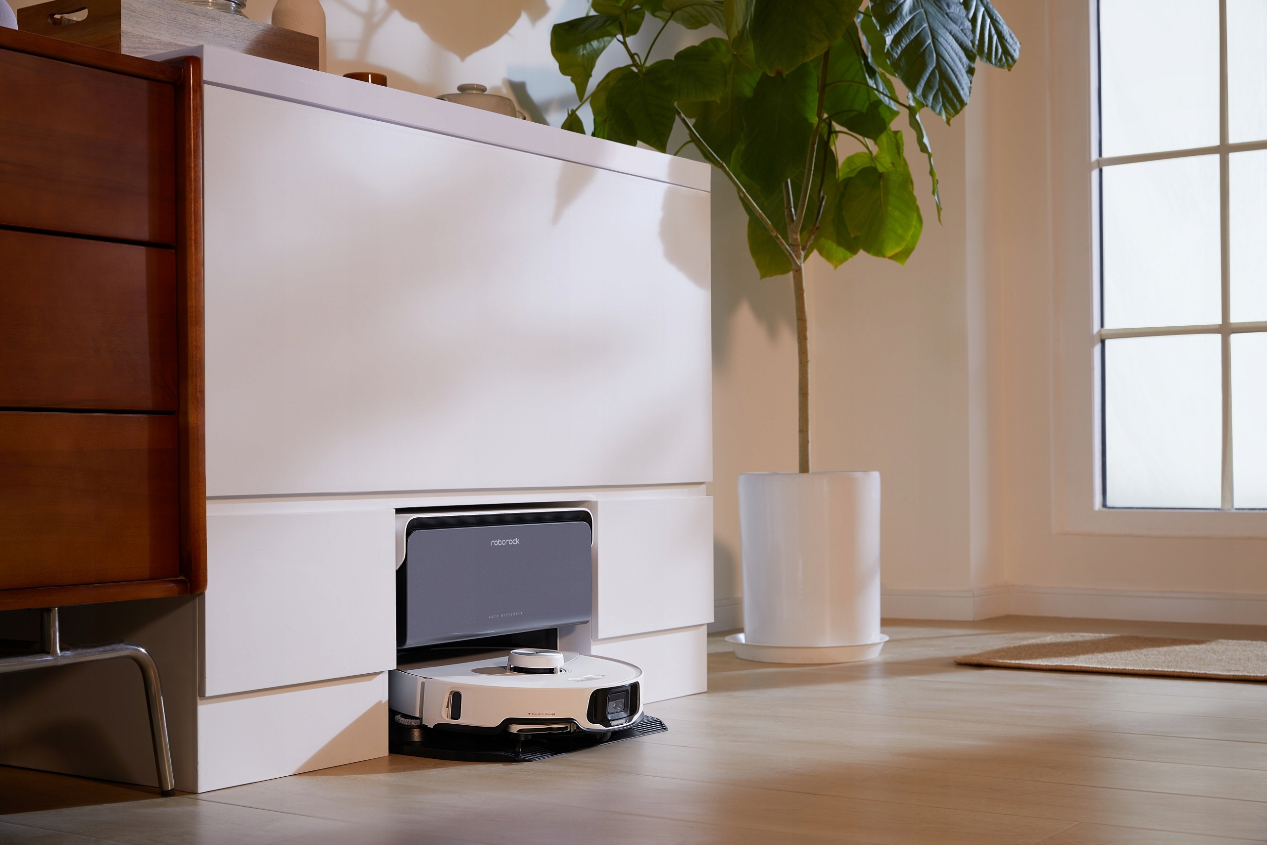 Robot sprzątający Roborock S8 MaxV z podłączeniem do wody i kanalizacji Czas ładowania 240 min