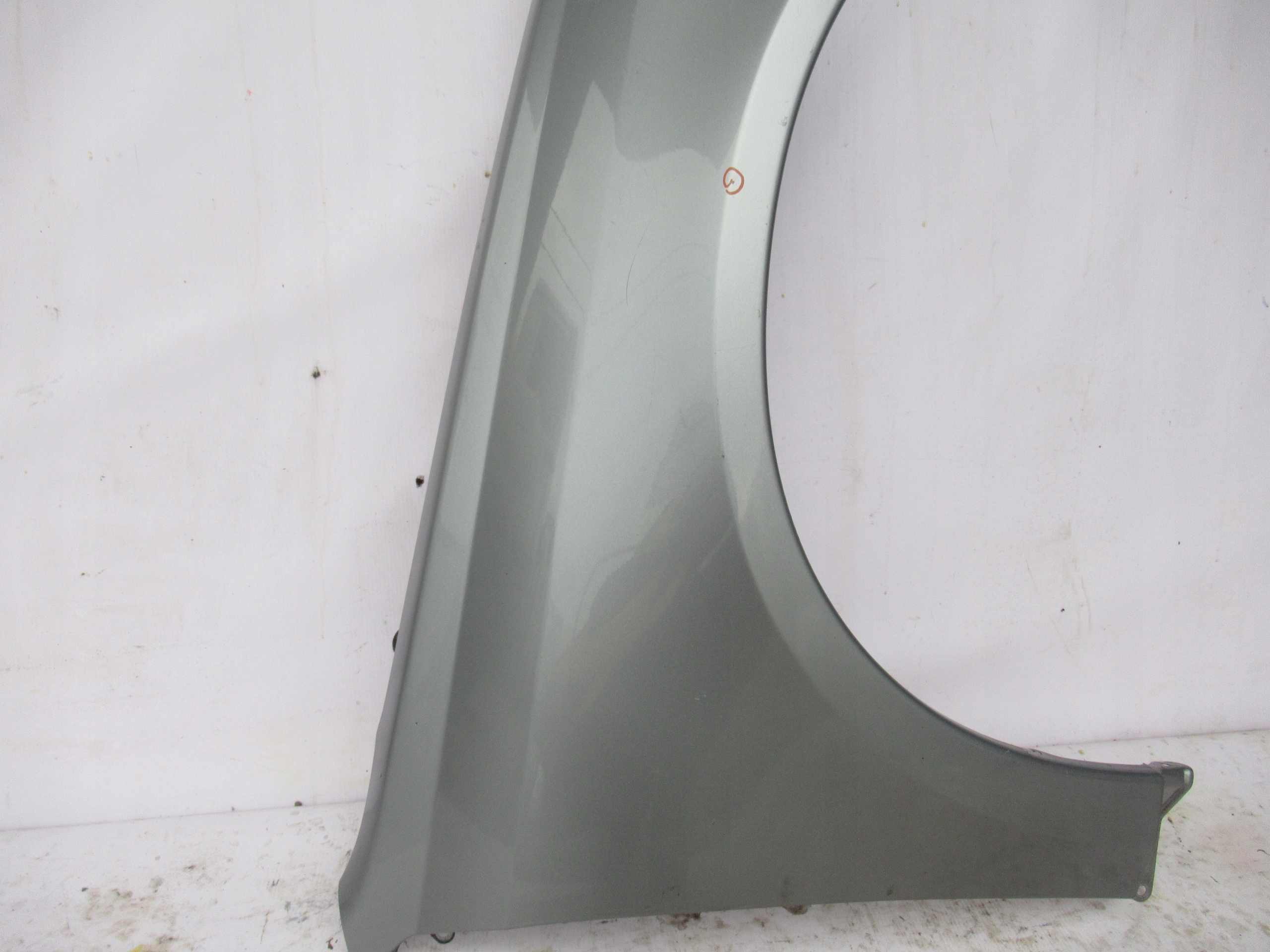 fender front front right SUBARU LEGACY 03