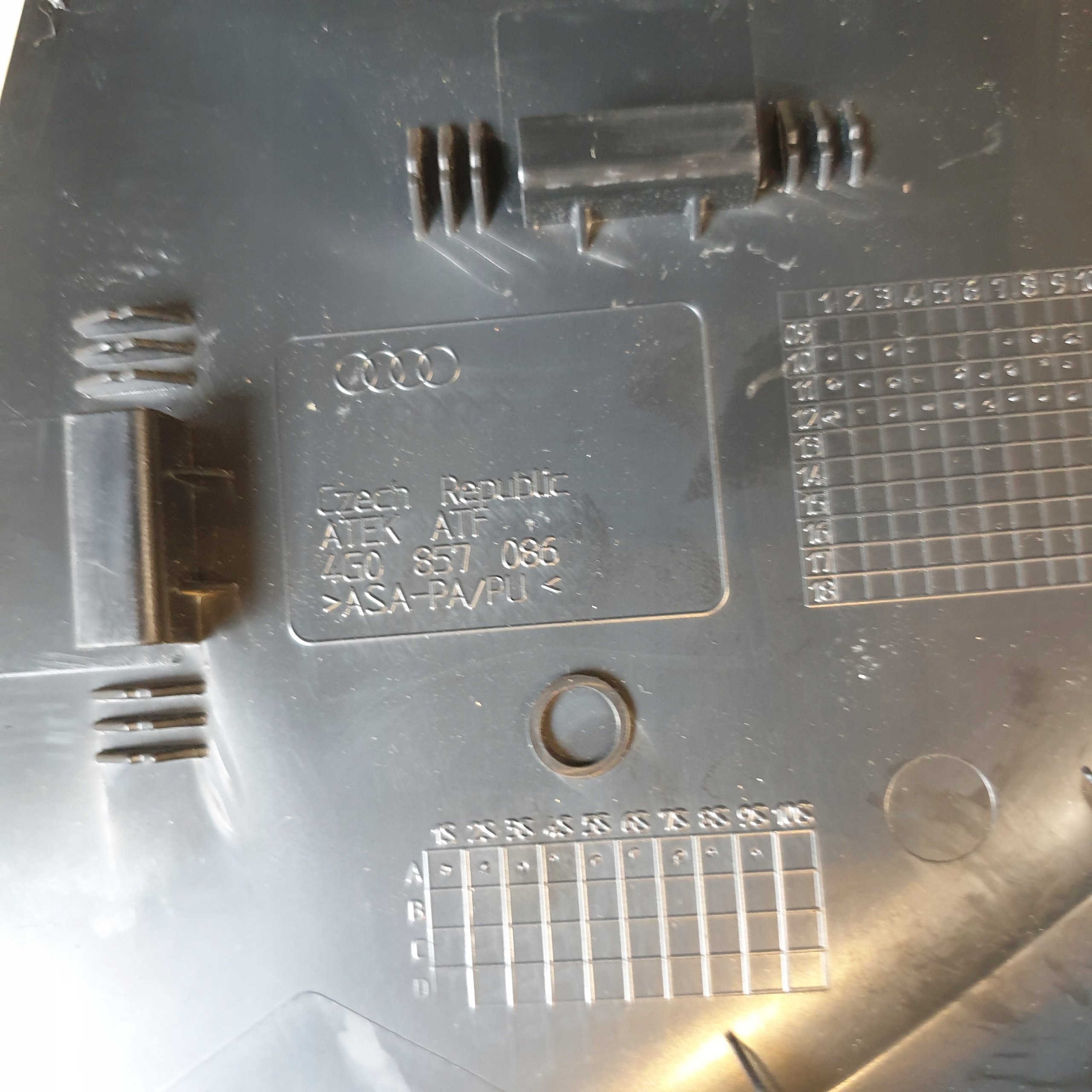 fedél fedél DESKI táblák jobb AUDI A6 C7 4G