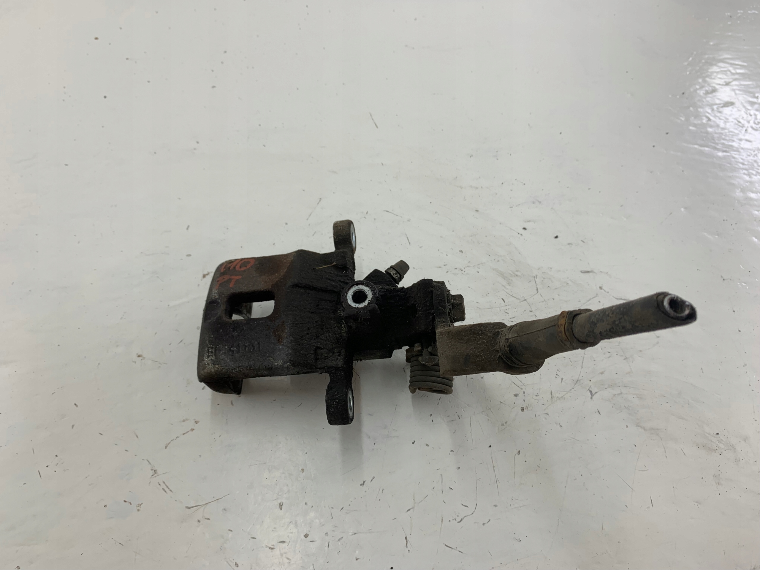 HYUNDAI i10 caliper brake right rear part