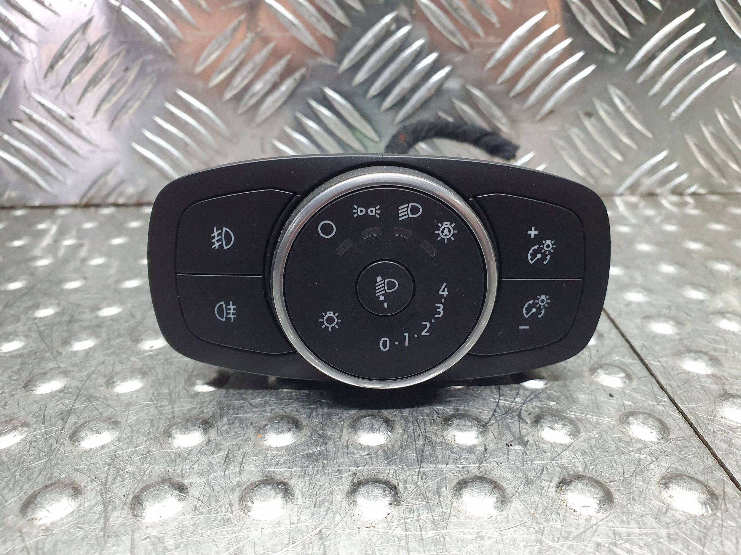 PANEL Centralina luci H1BT-13D061-AC FORD FIESTA MK8