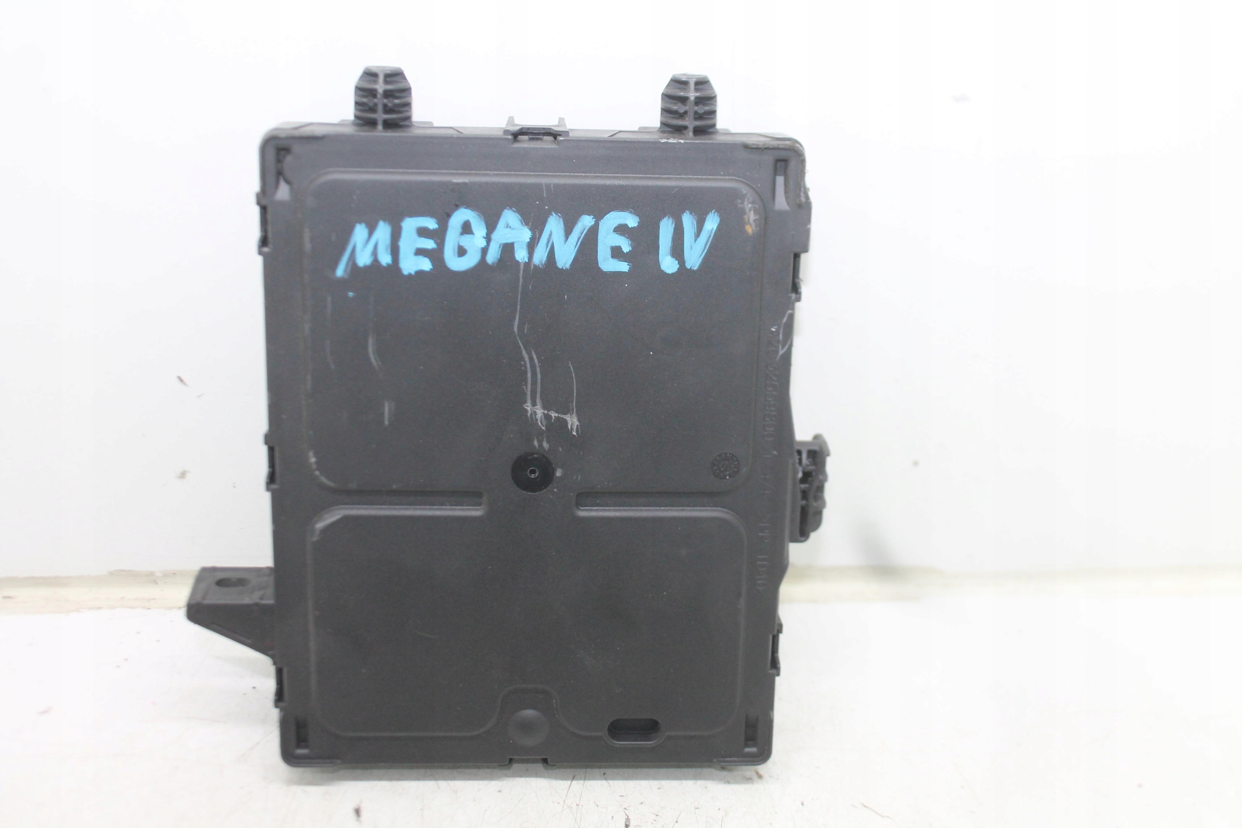 module control unit BCM 284B14565R RENAULT MEGANE IV 1.5 DCI 16-24