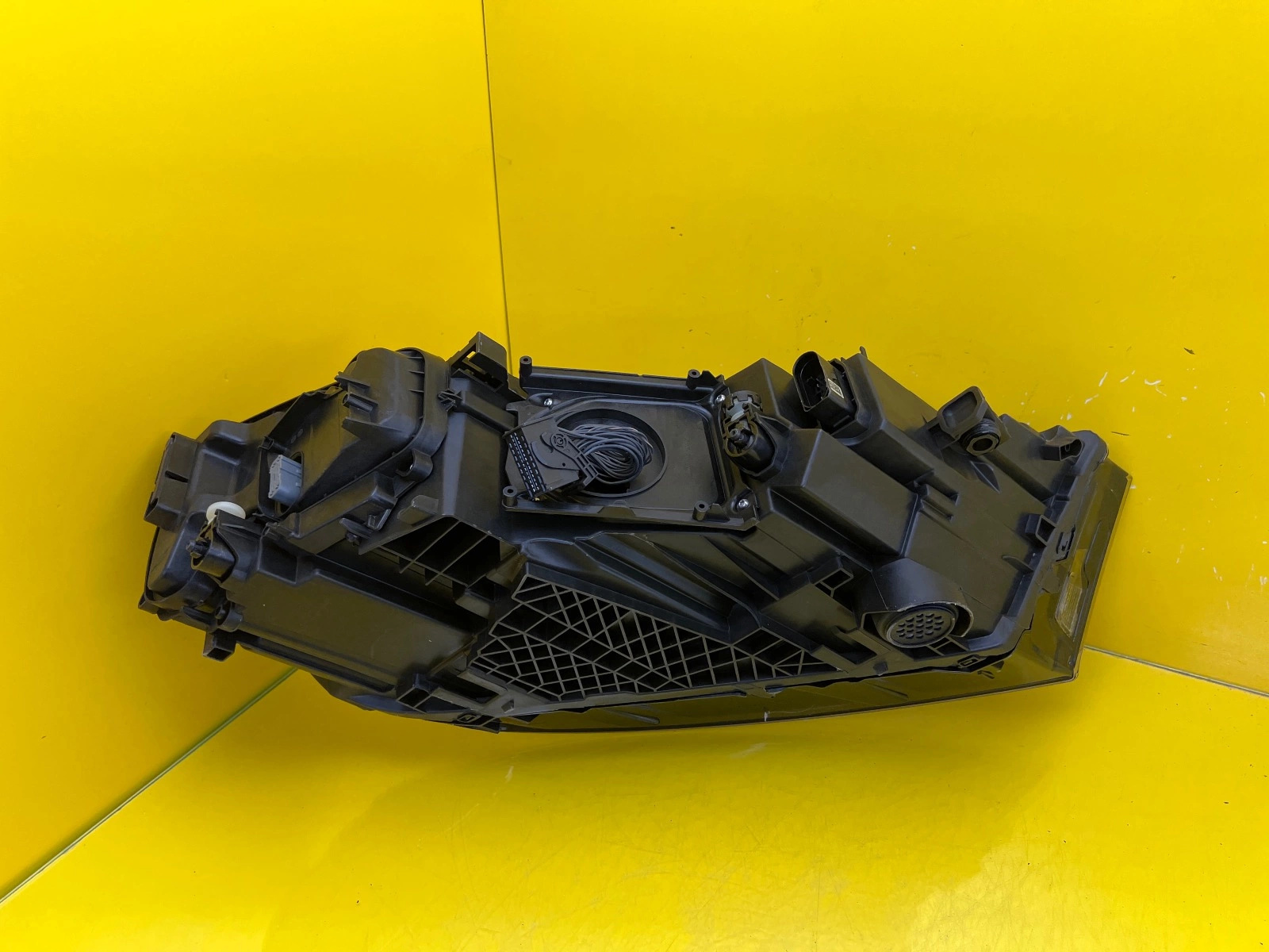 light left Audi Q7 4M Full Led 4M0941033