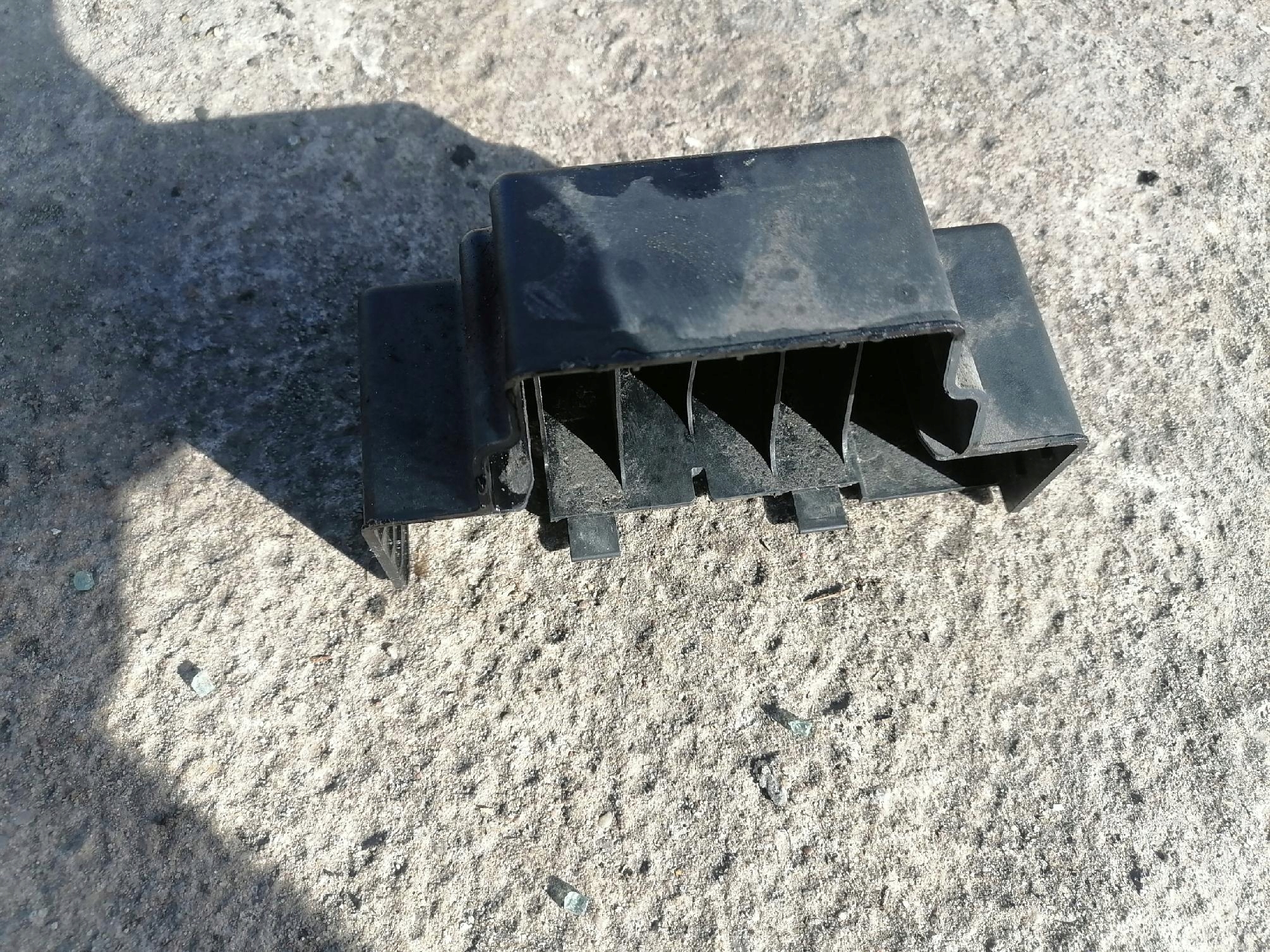 Abdeckung des Sicherungskastens ZAFIRA B 13129783
