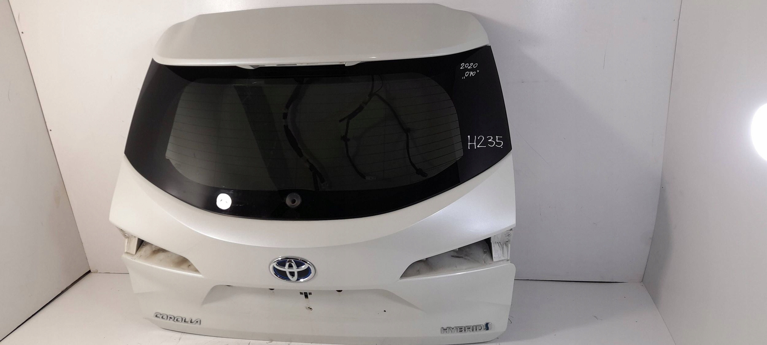 Toyota Corolla E210 E21 kapota kufru 2020