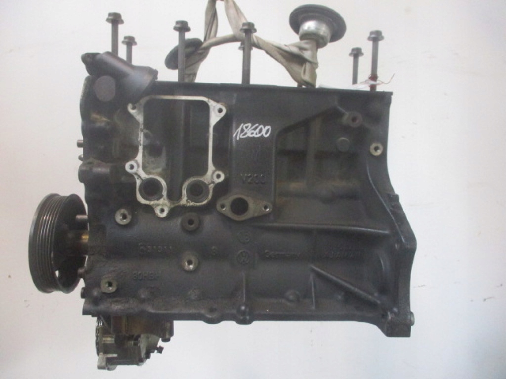 VV GOLF 6 VI DSG 1.4TSi 122KM BLOK SILNIKA SŁUPEK CAX CAXA