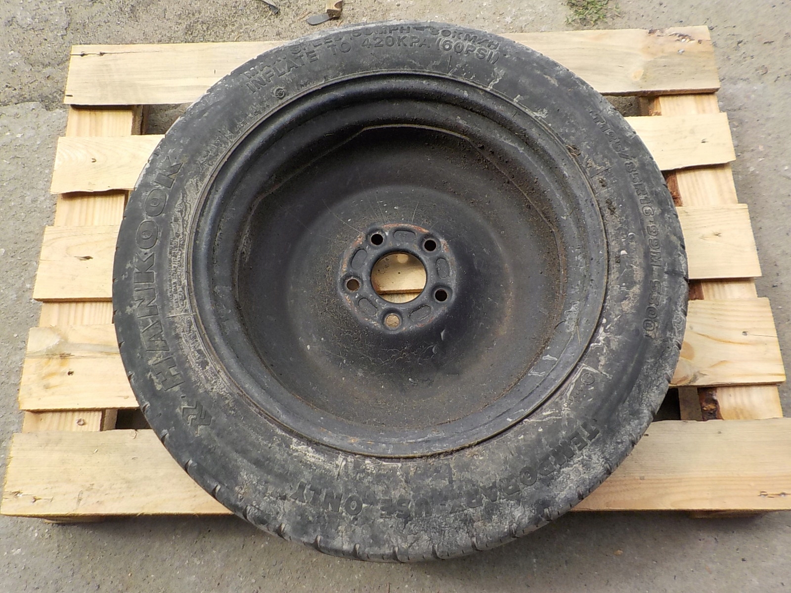 FORD FOCUS III MK3 LIFT Roue de secours R16 5x108