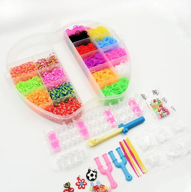 Sada Barevných Gumiček Na Náramky 4500KS