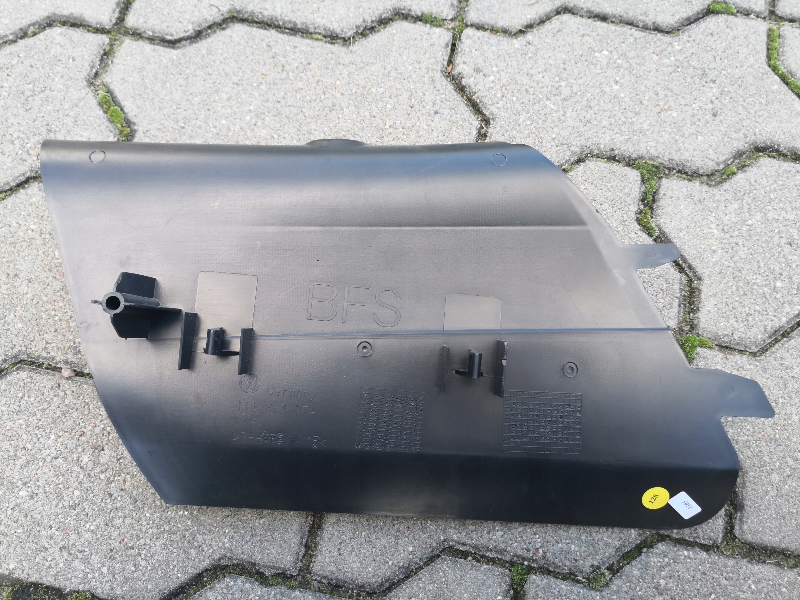 Blende Abdeckung TUNELU rechts VW CADDY III 1T1863074
