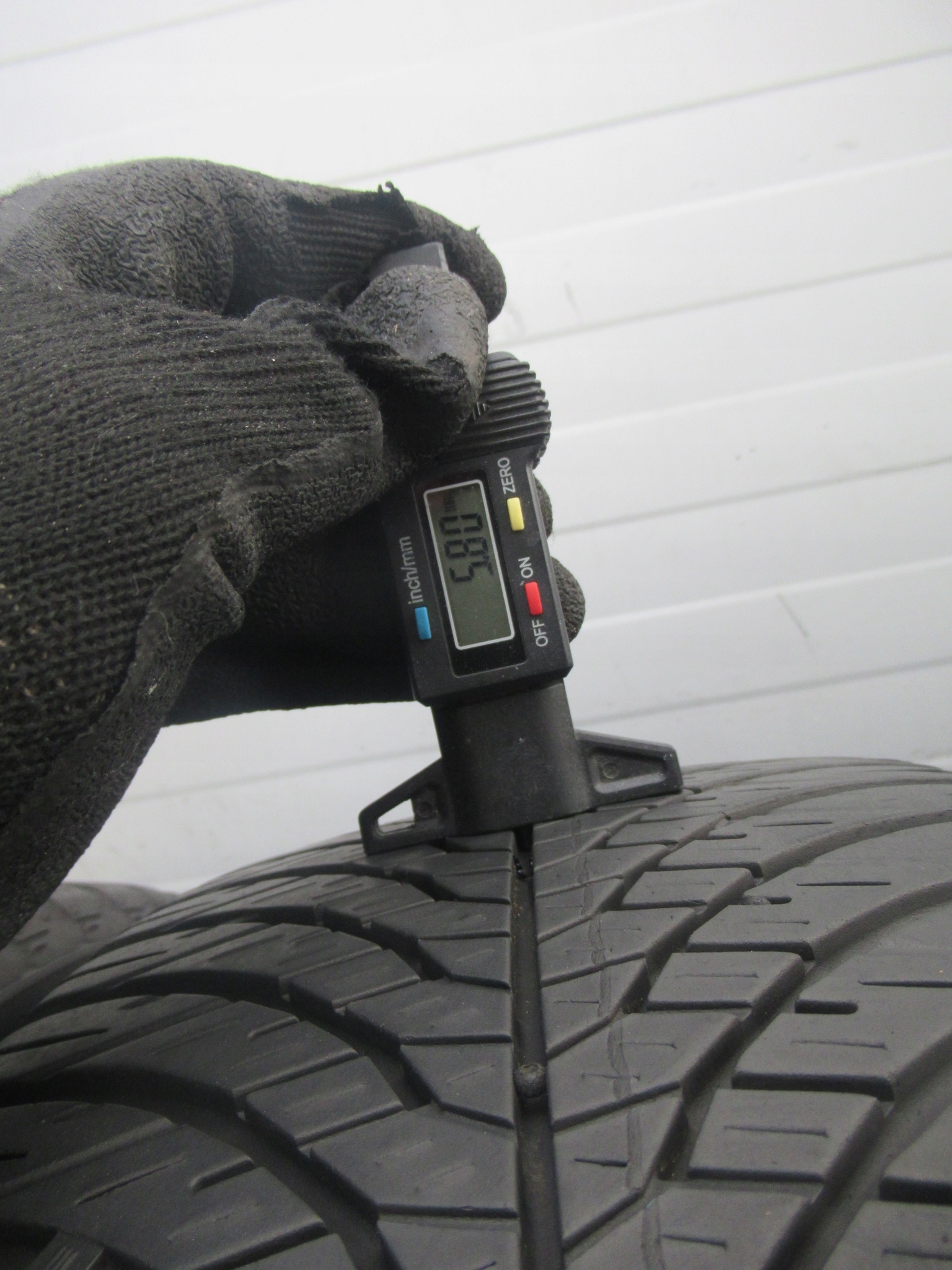 ALU+OPONY WIELOSEZON R16 SUZUKI SWIFT SPORT Kolor Szary