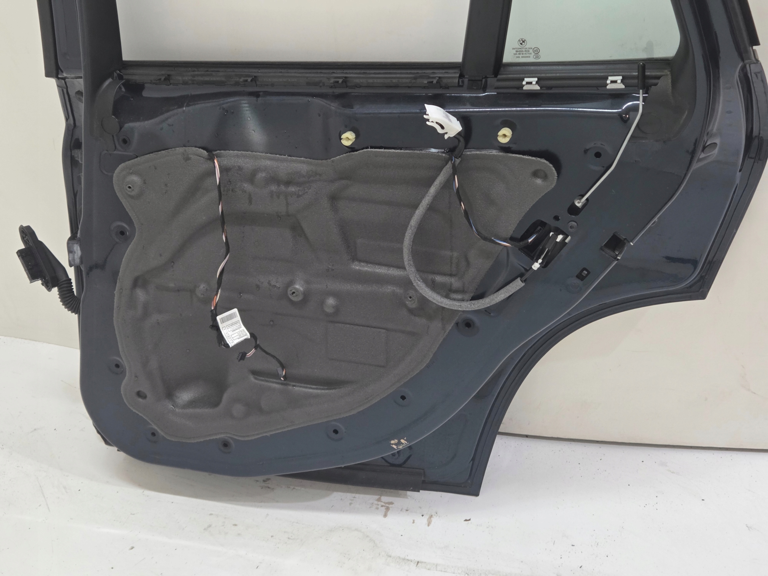 door right rear. BMW X1 E84 B38