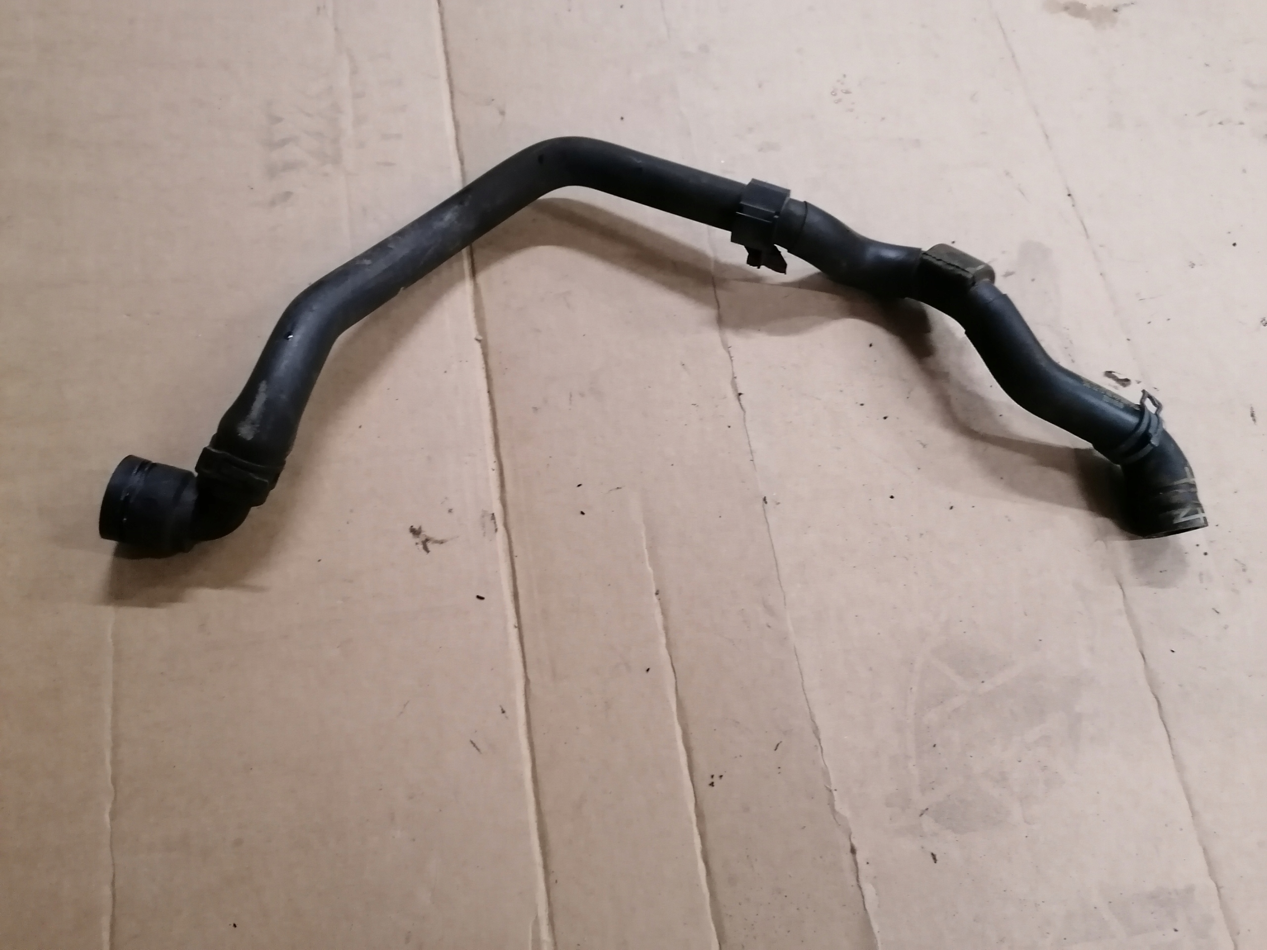 WĄŻ,RURA PRZEWÓD WODY VW AUDI 5N0122157AM