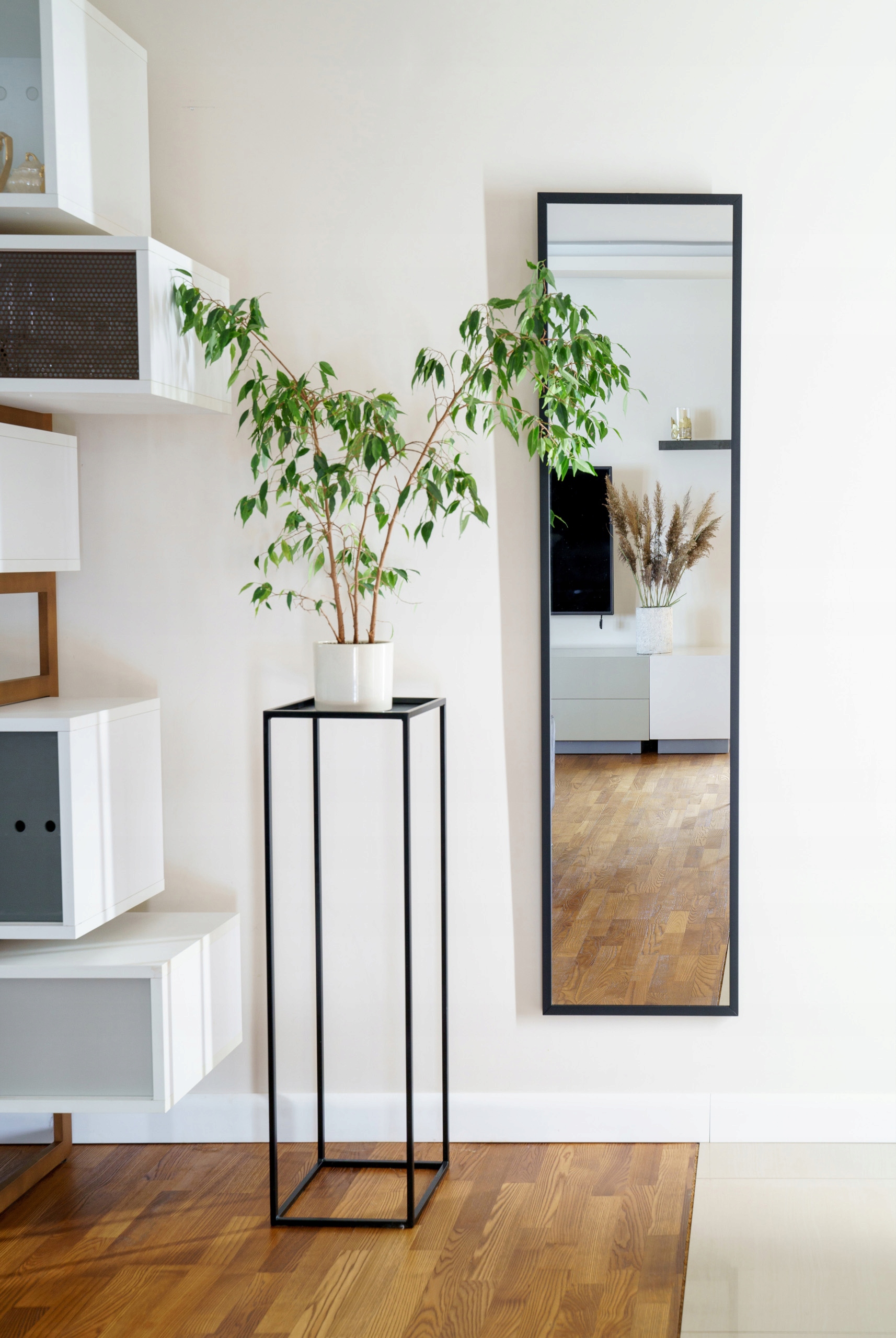 LUSTRO W CZARNEJ RAMIE PROSTOKĄTNE DO PRZEDPOKOJU 130x40 CM EAN (GTIN) 5904610027066