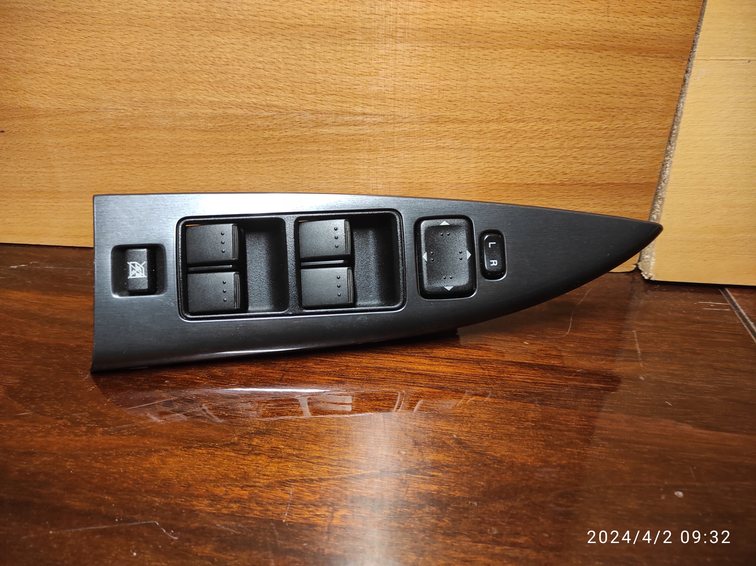 switch windows PANEL left front MAZDA 6 GP9A66350