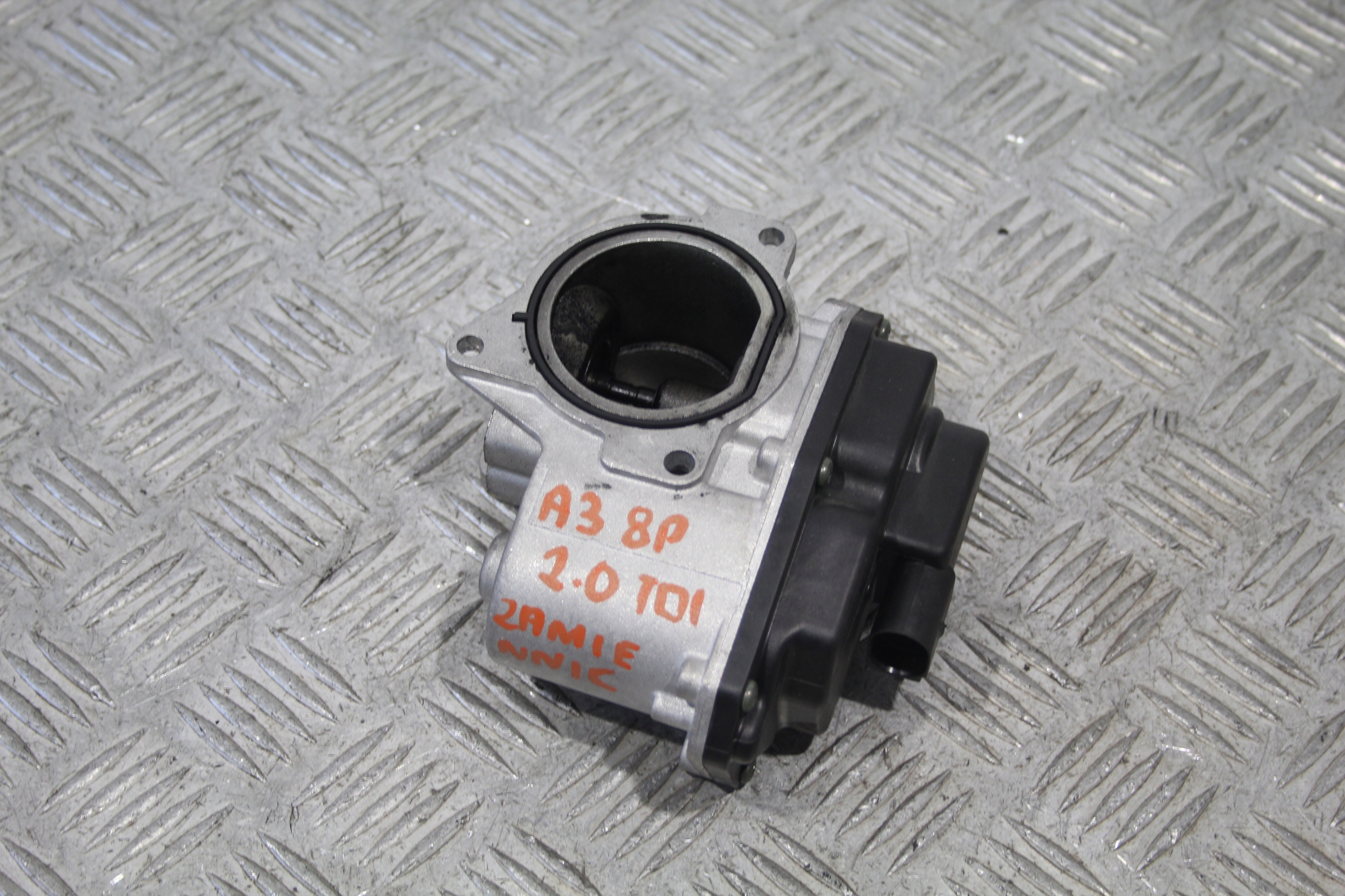 EGR valve CBA AUDI A3 8P0 8P LIFT